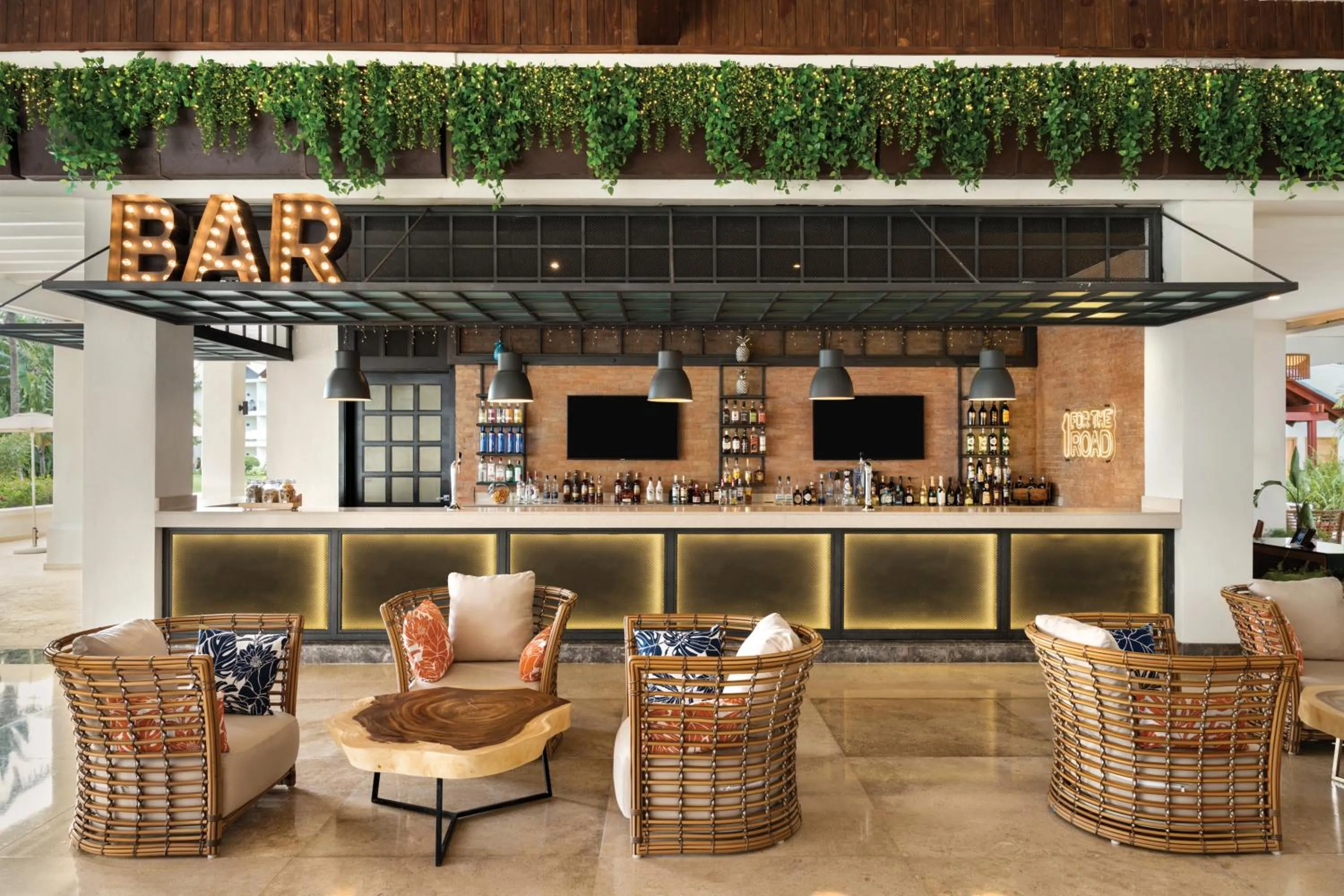 Lounge or bar in Dreams La Romana All-Inclusive Resort & Spa