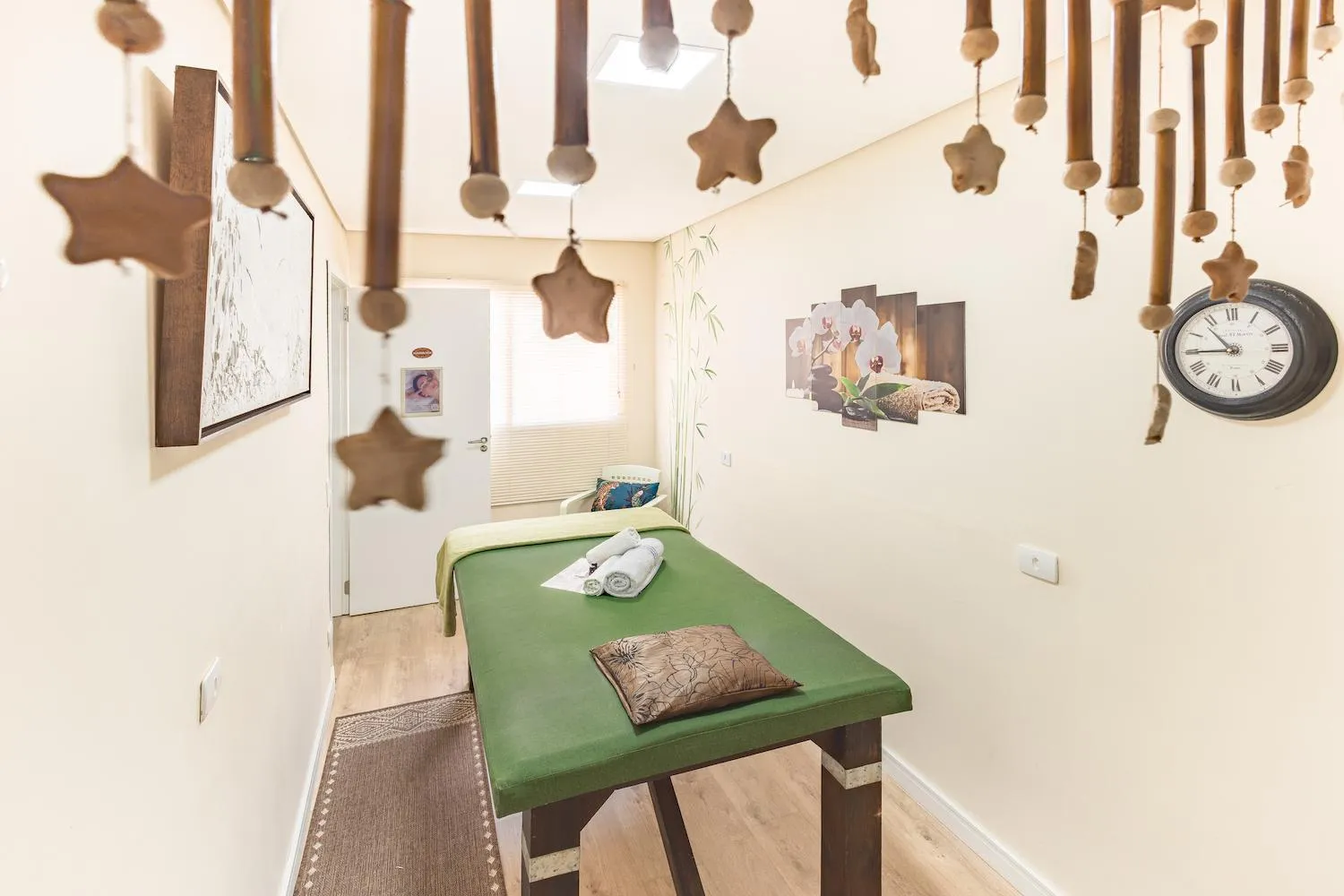 Massage in Kaliman Pousada Campos do Jordão