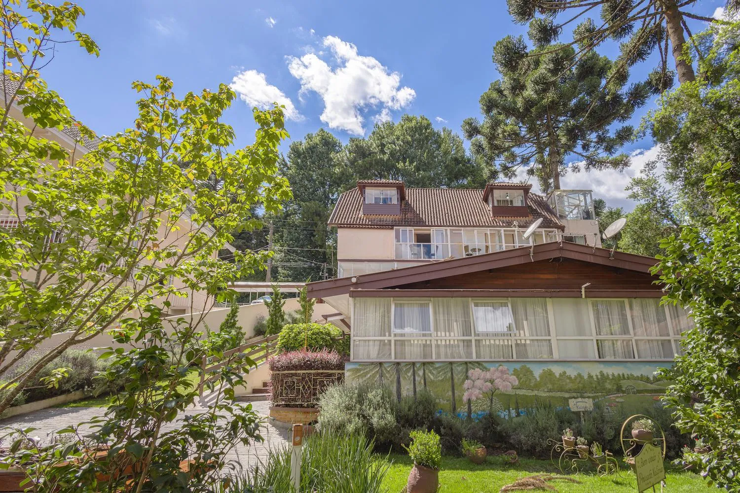 Property building in Kaliman Pousada Campos do Jordão