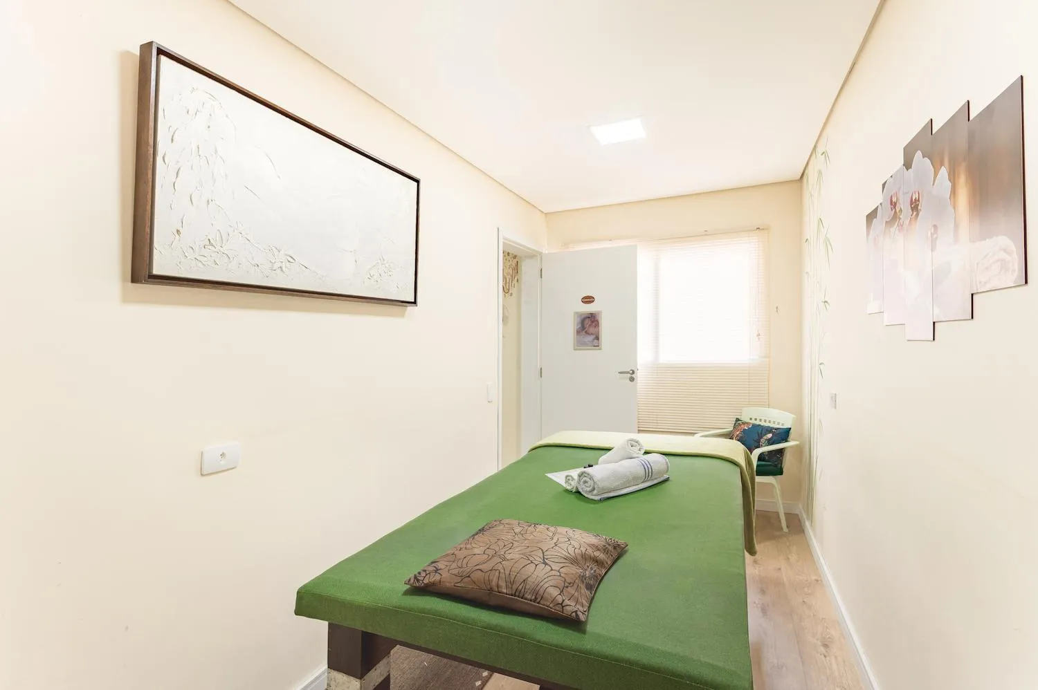 Massage in Kaliman Pousada Campos do Jordão