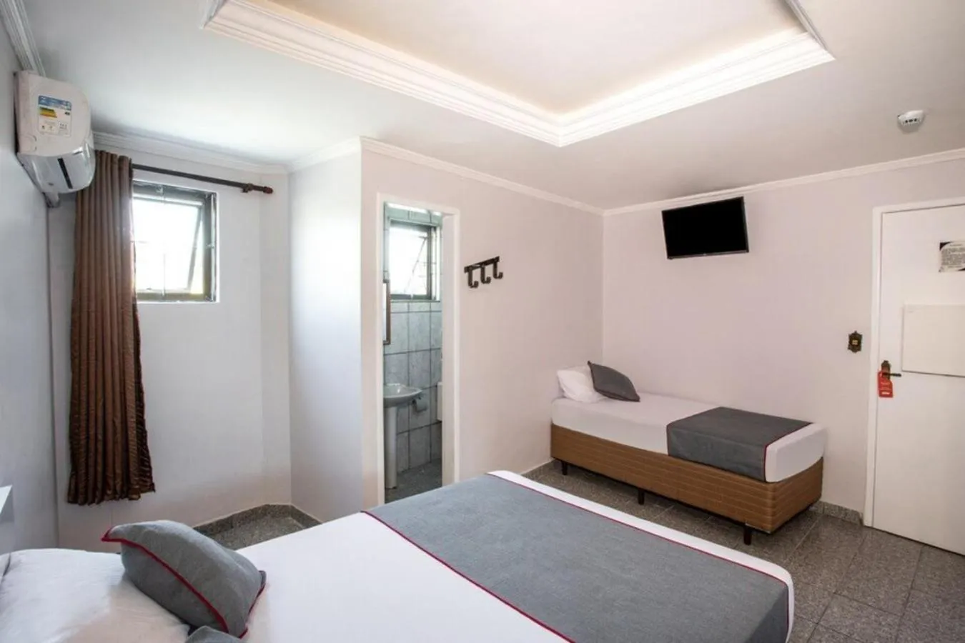 Bedroom, Bed in Hotel Tiquatira - Zona Leste