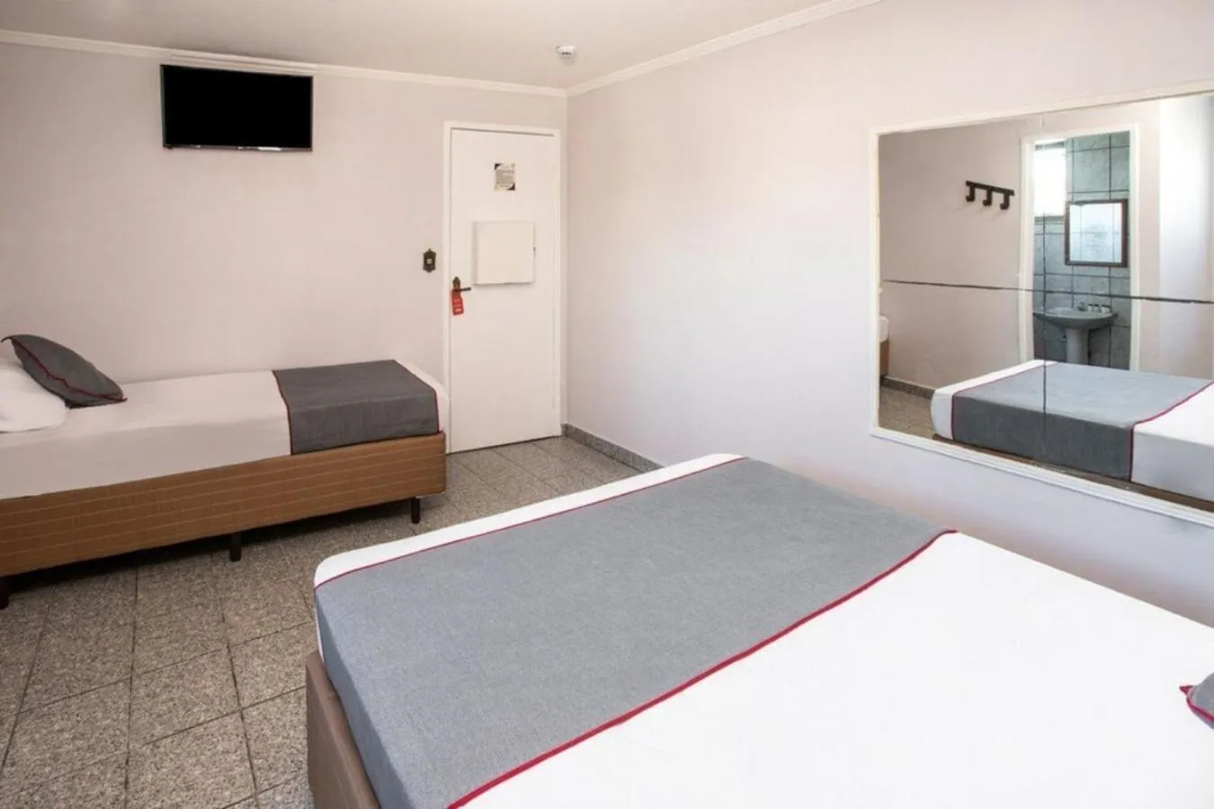 Bedroom, Bed in Hotel Tiquatira - Zona Leste