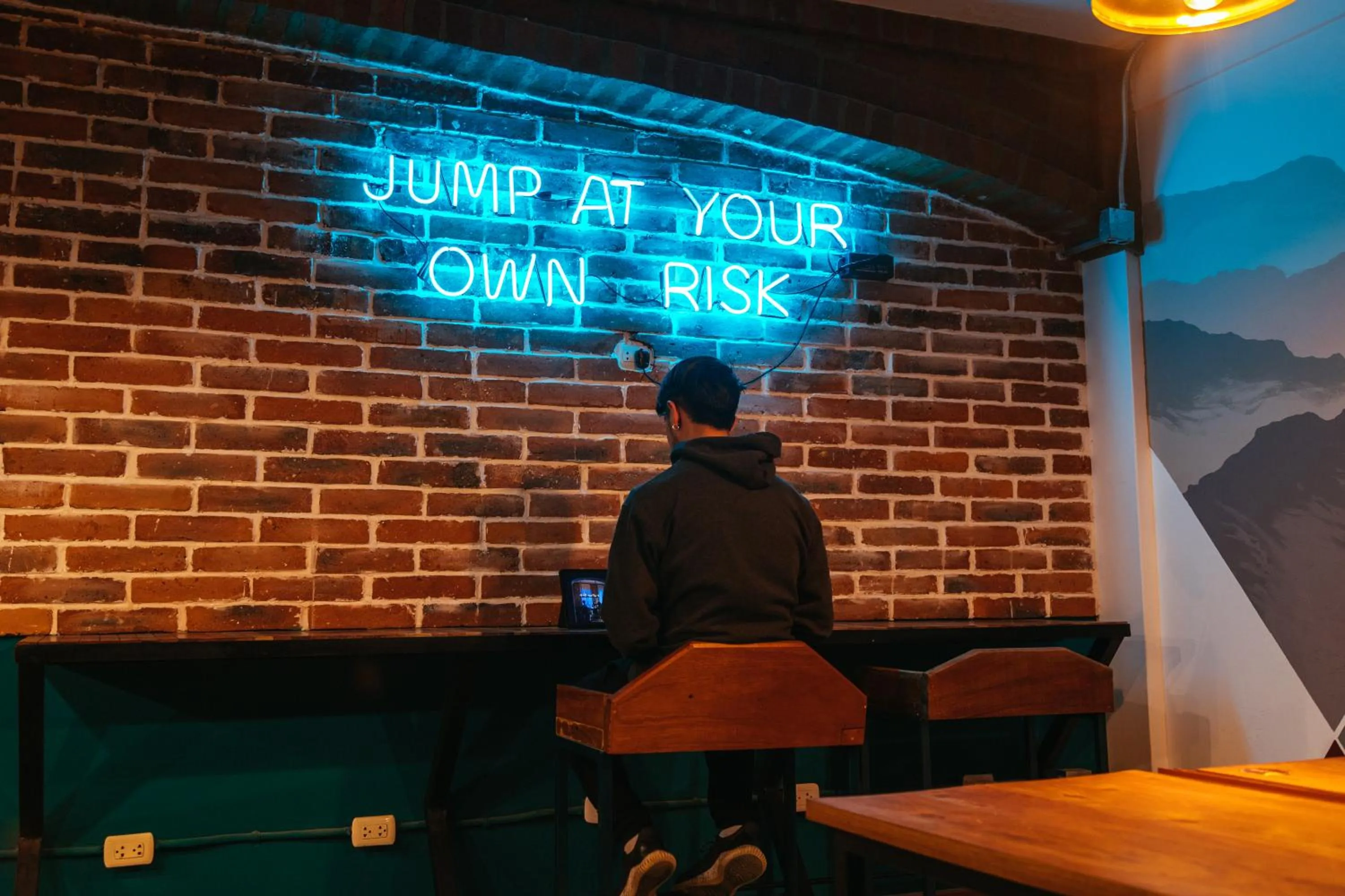 People in Selina Huaraz