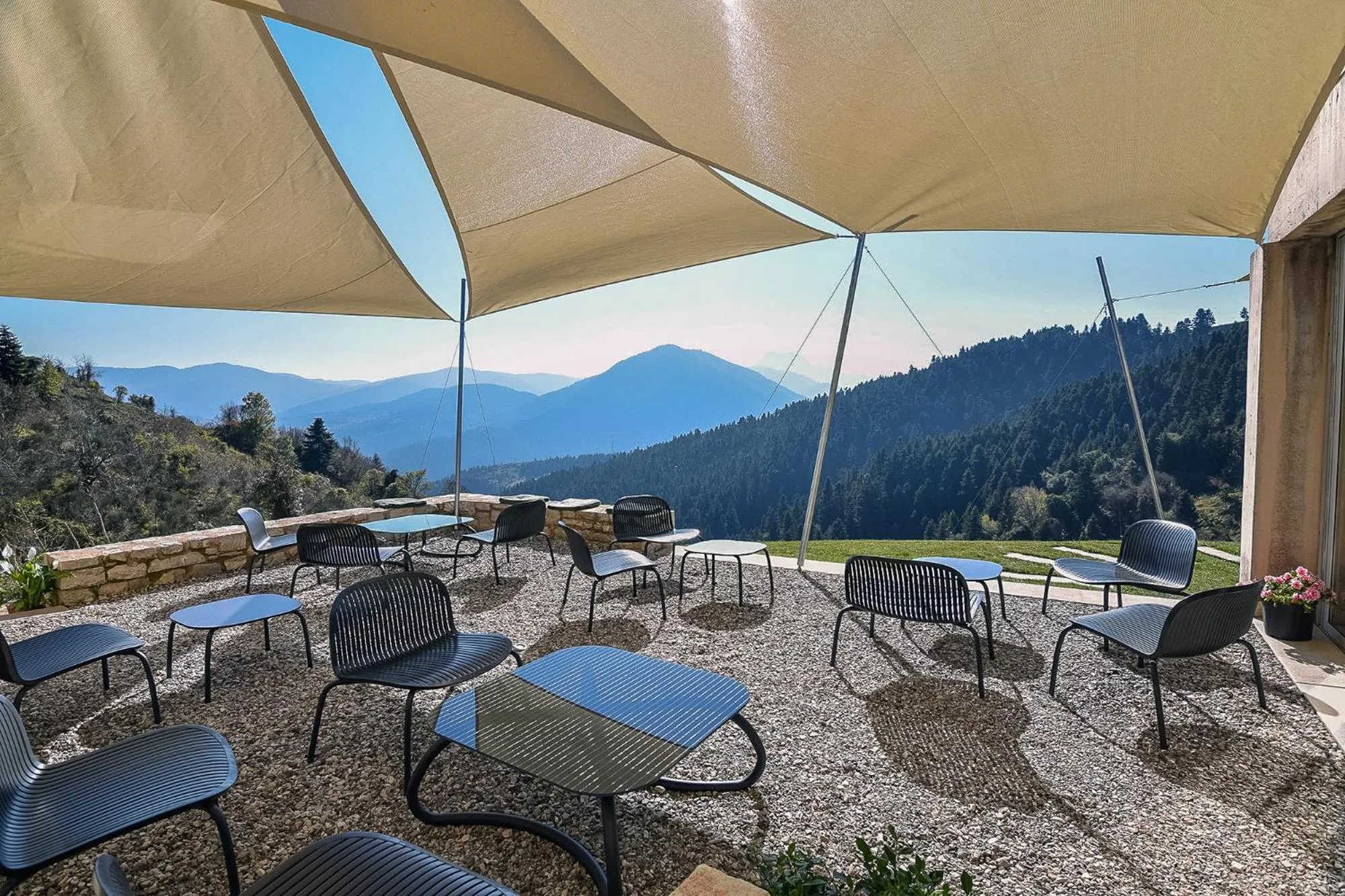 Lounge or bar in Escapade Luxury Residences