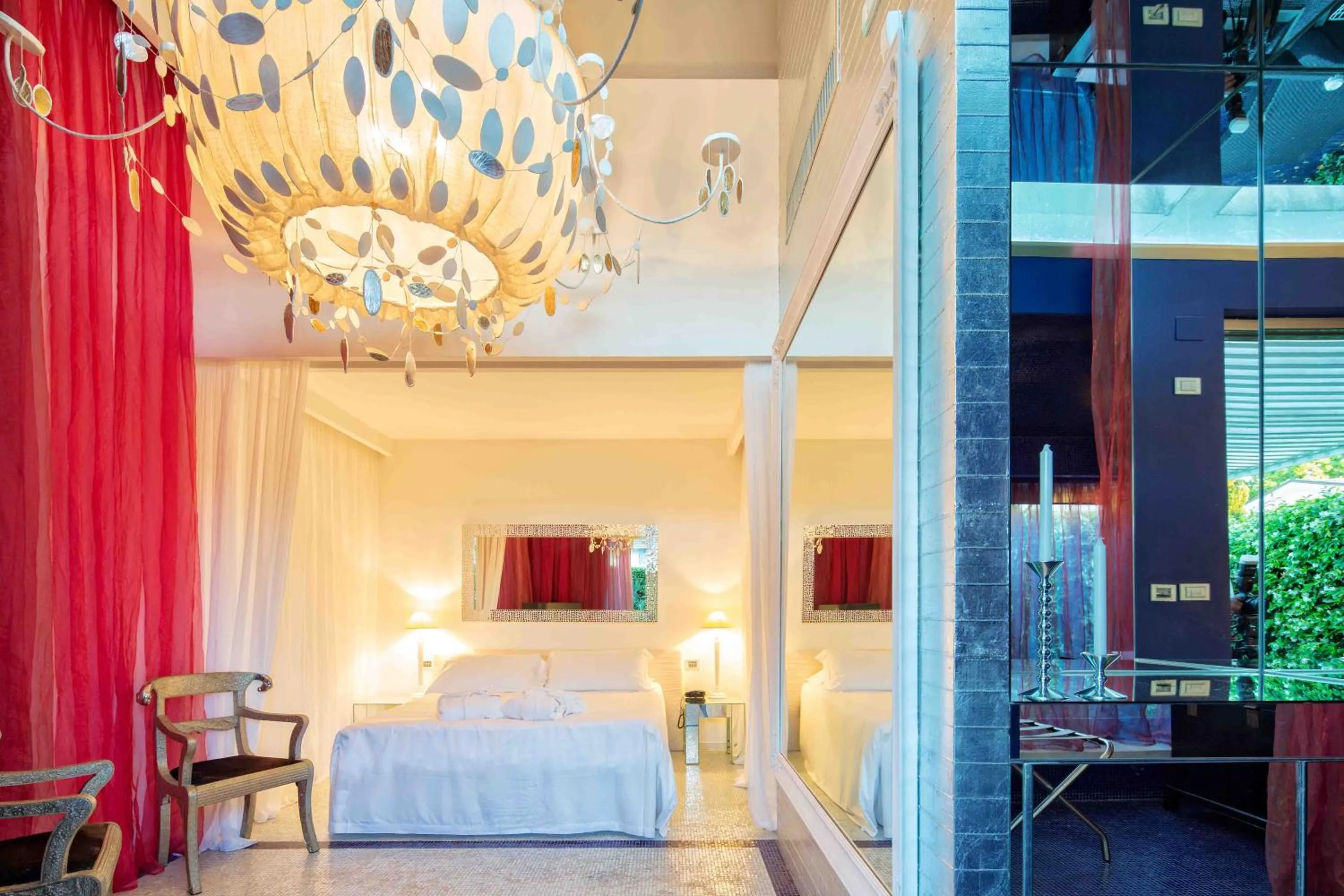 Photo of the whole room, Bed in Riviera Golf Resort