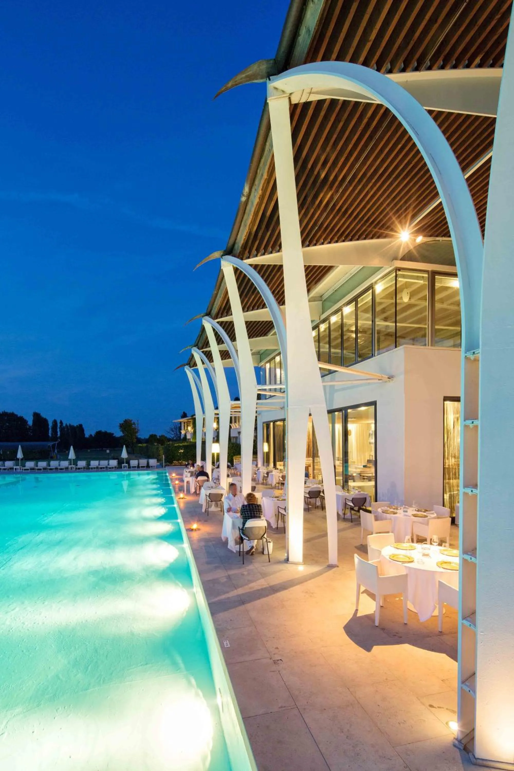 Swimming pool in Riviera Golf Resort