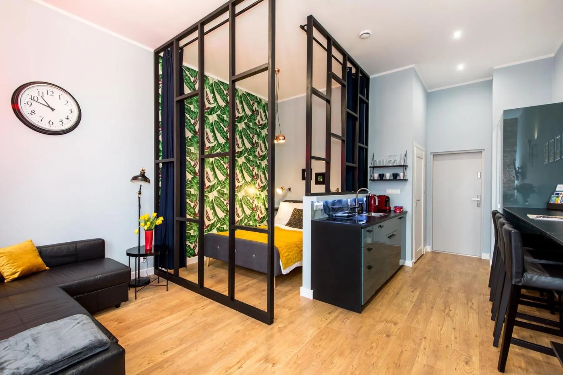 Kitchen or kitchenette in Bliss Apartments