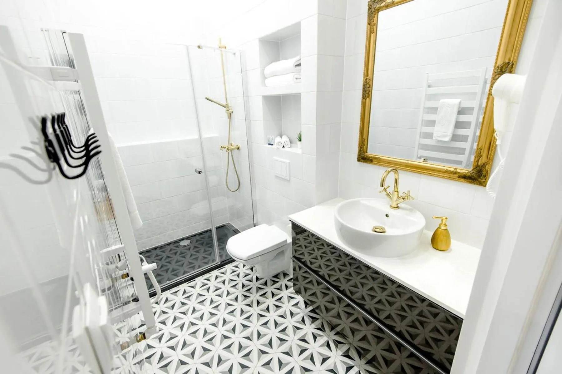 Shower in Bliss Apartments