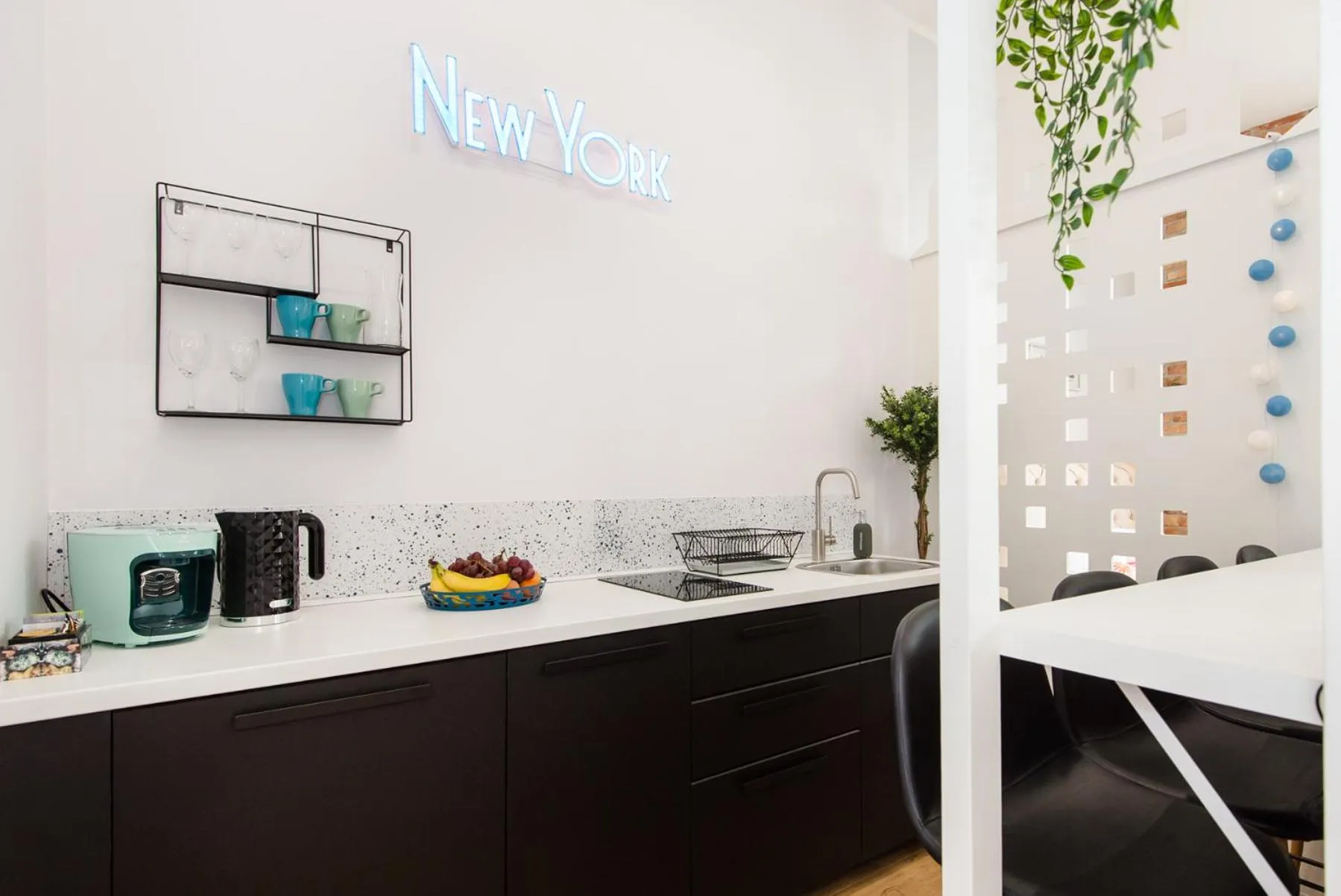 Coffee/tea facilities in Bliss Apartments