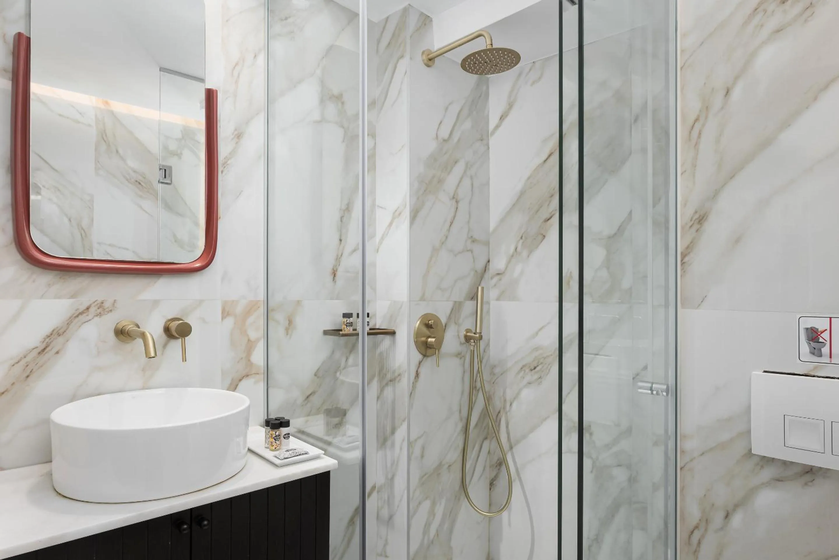 Shower in Civitas Suites Hotel