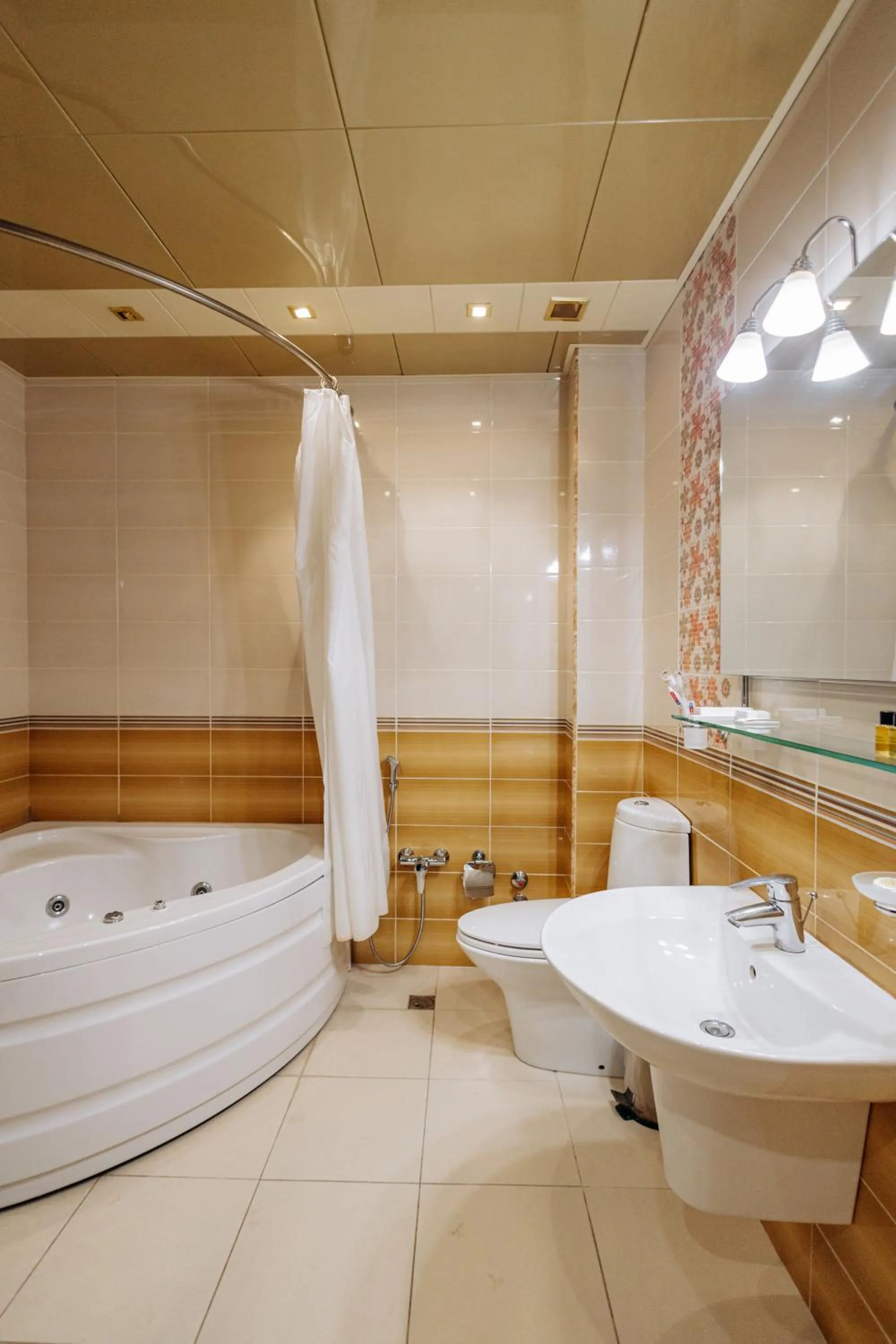 Shower in Days Hotel By Wyndham Baku