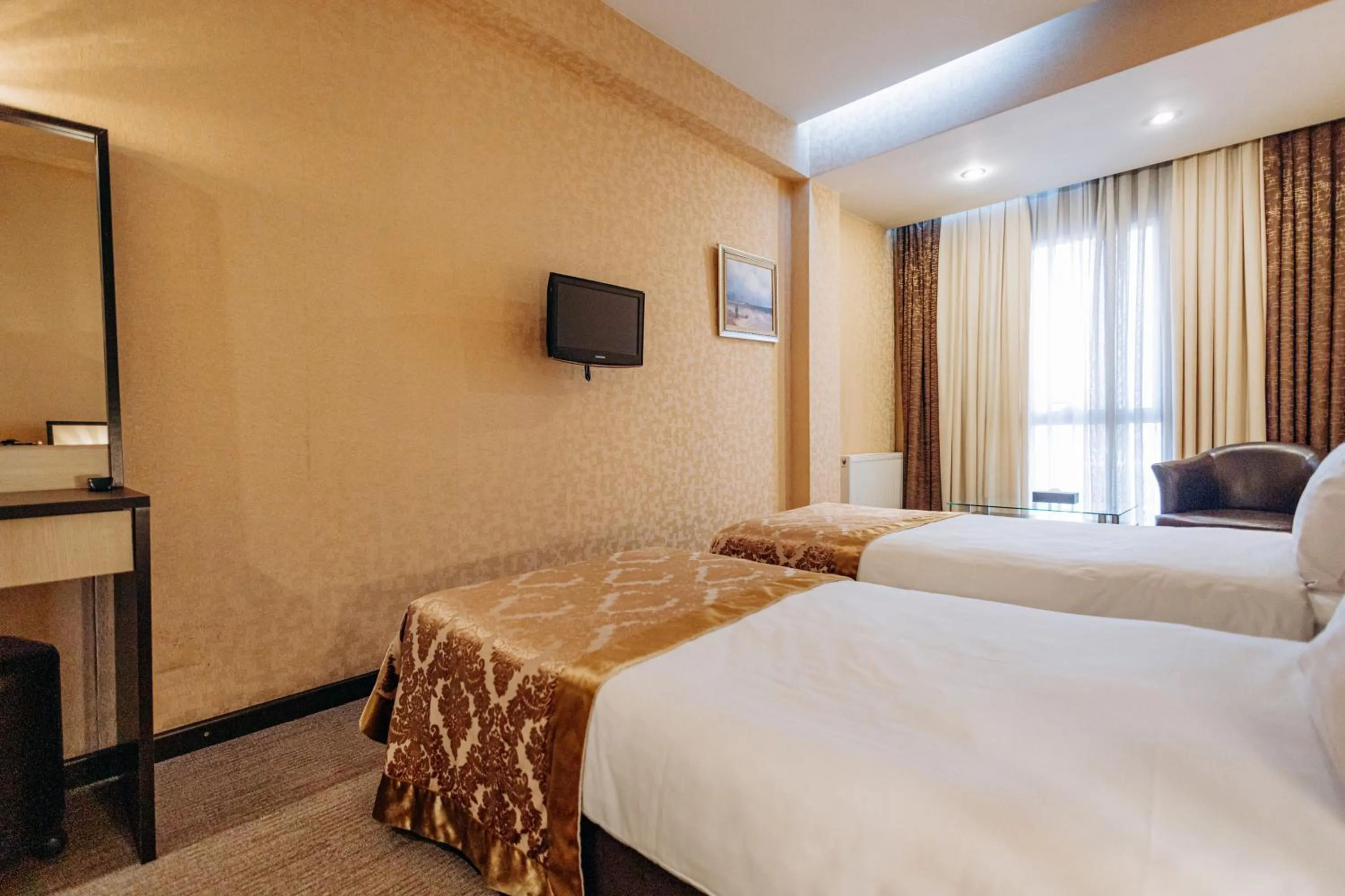Bed in Days Hotel By Wyndham Baku