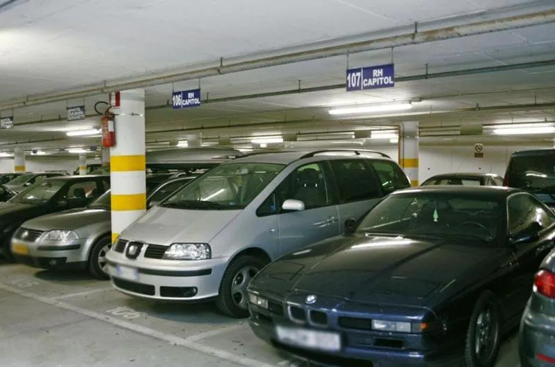 Parking in Residence Capitol