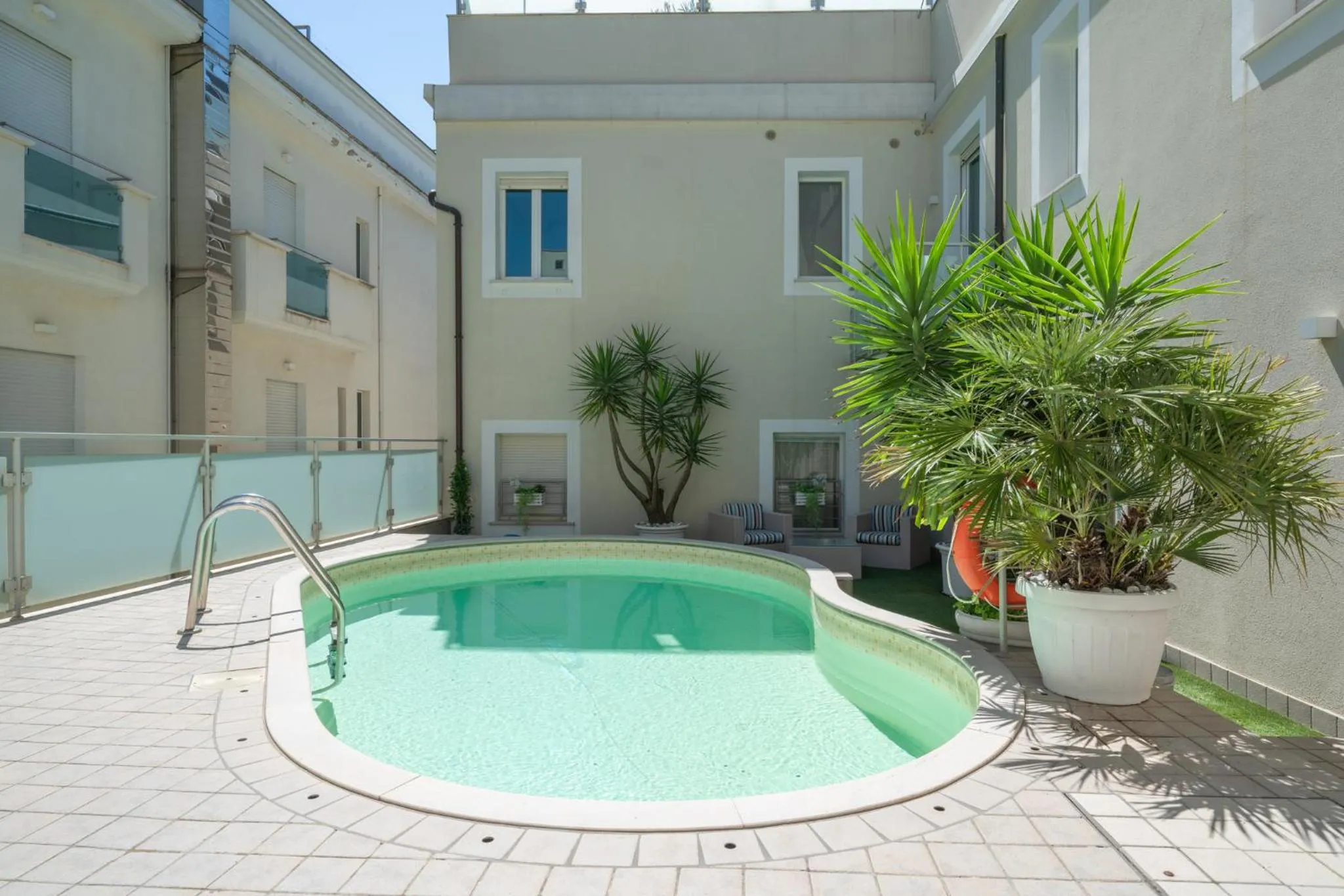 Swimming pool in Residence Capitol