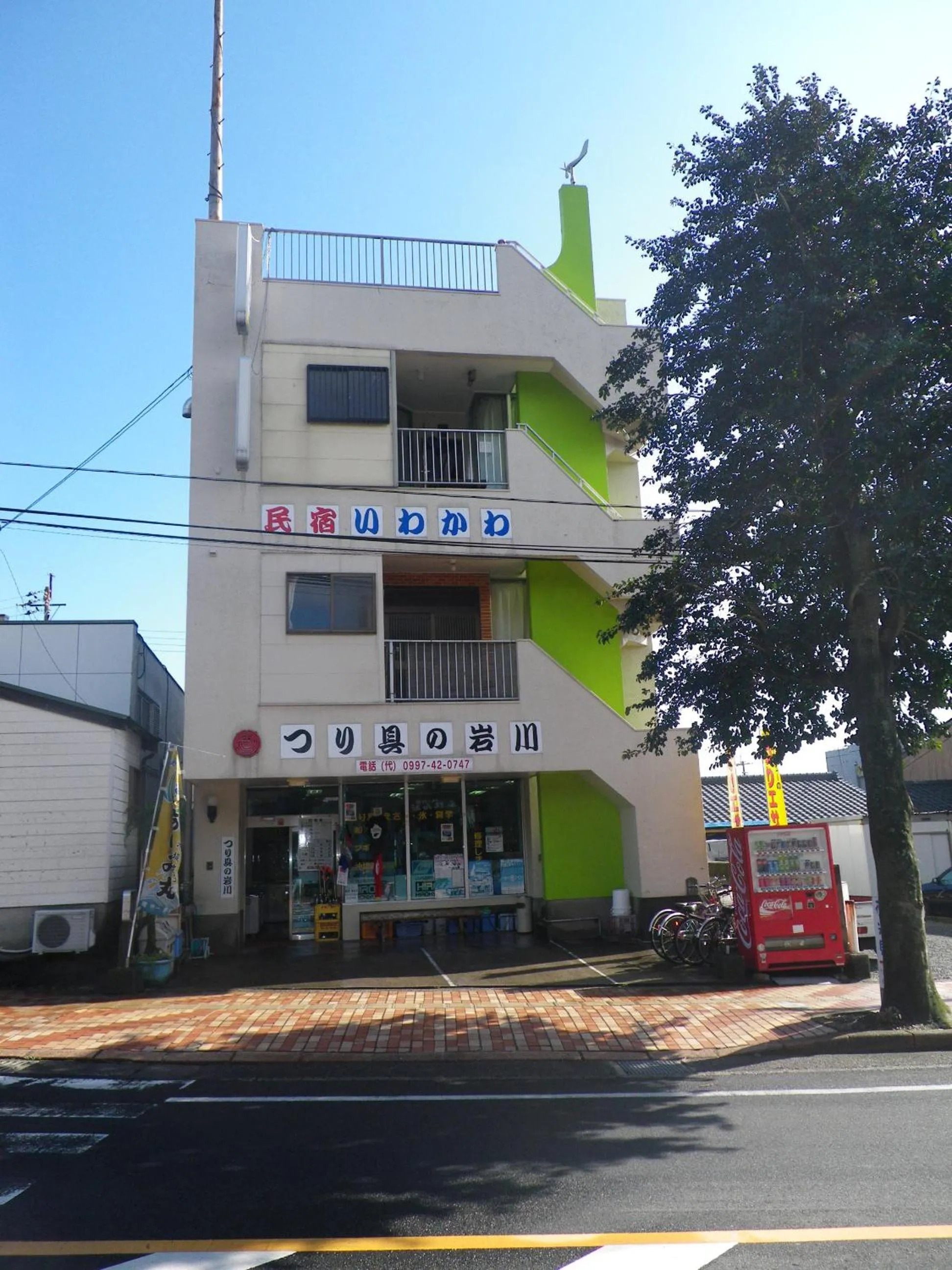 Property building in Minshuku Iwakawa