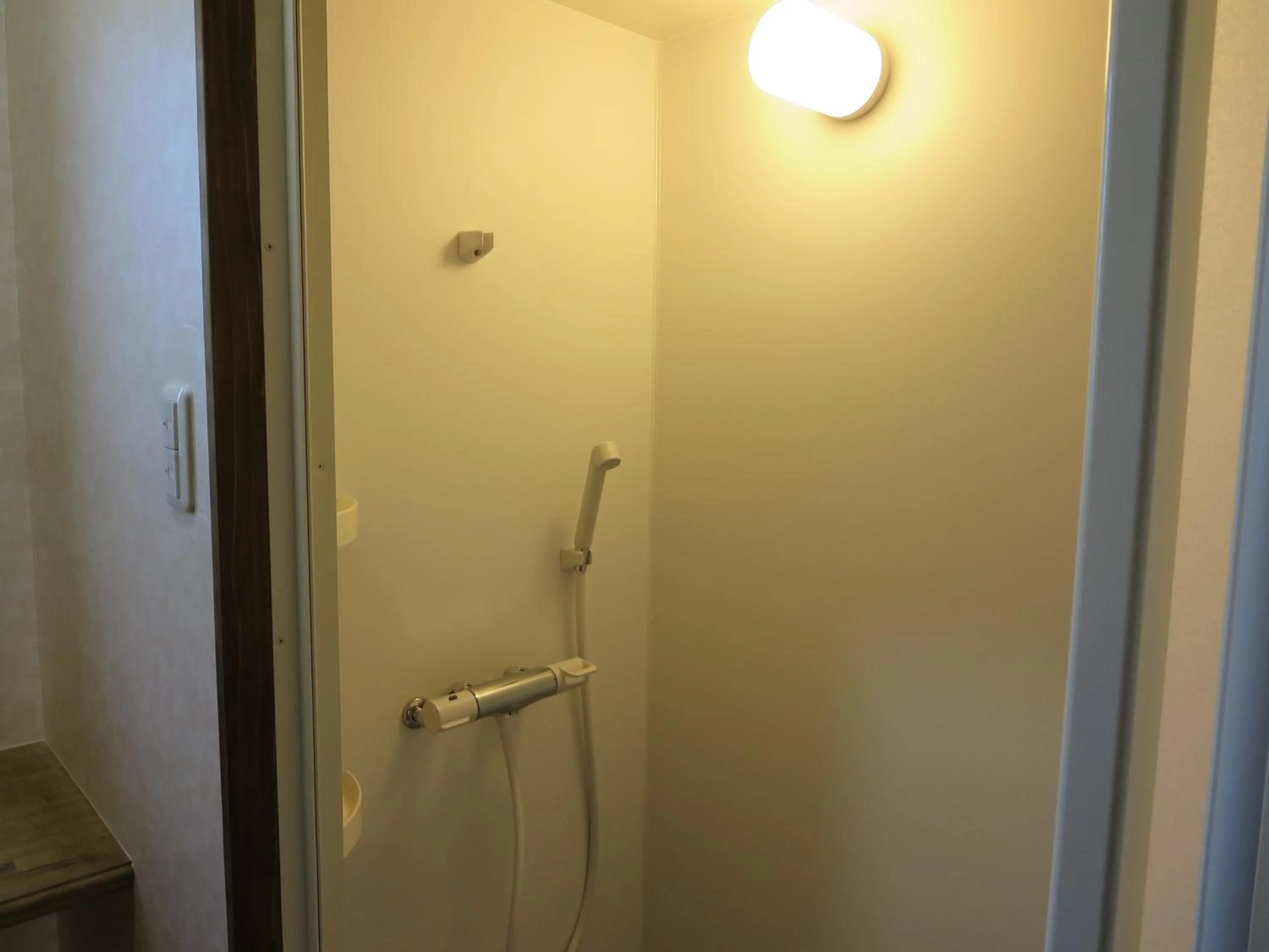 Shower in Minshuku Iwakawa