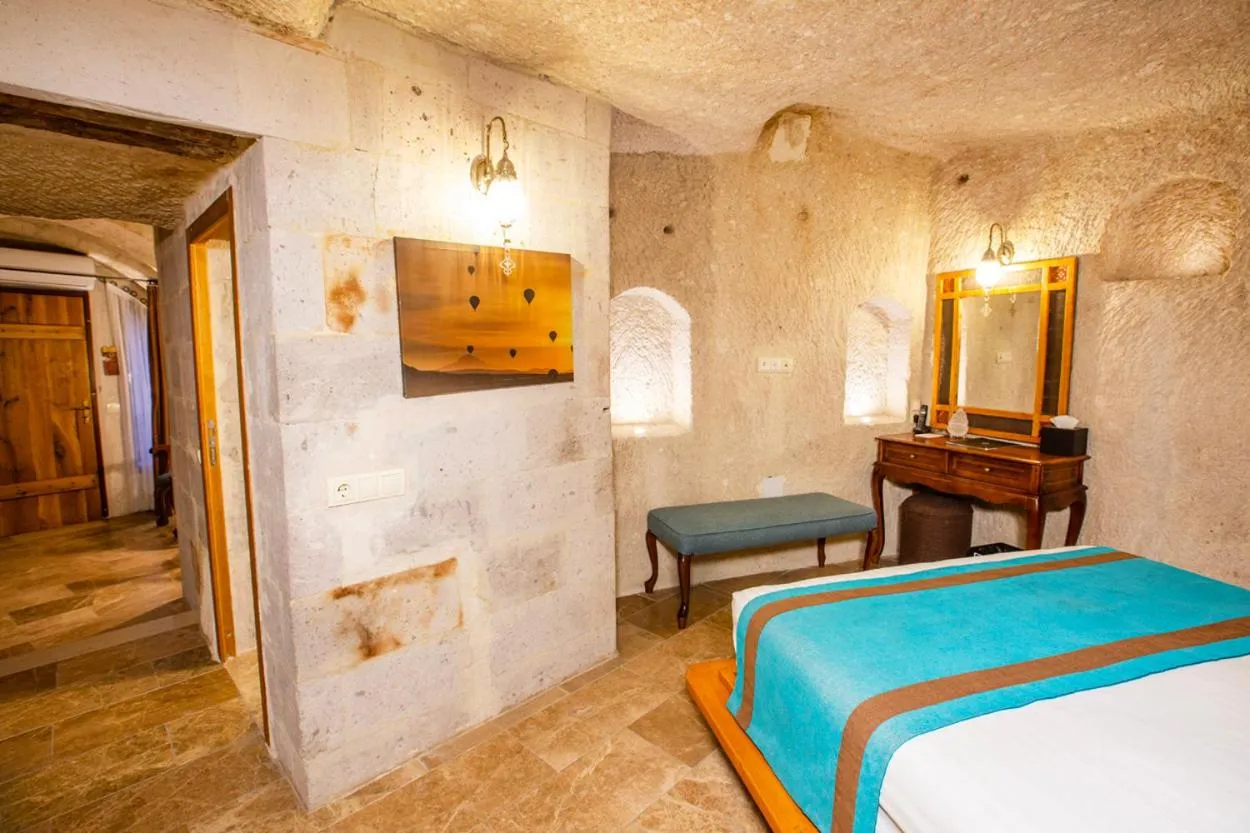 Bed in Imperial Cave Suites & Spa