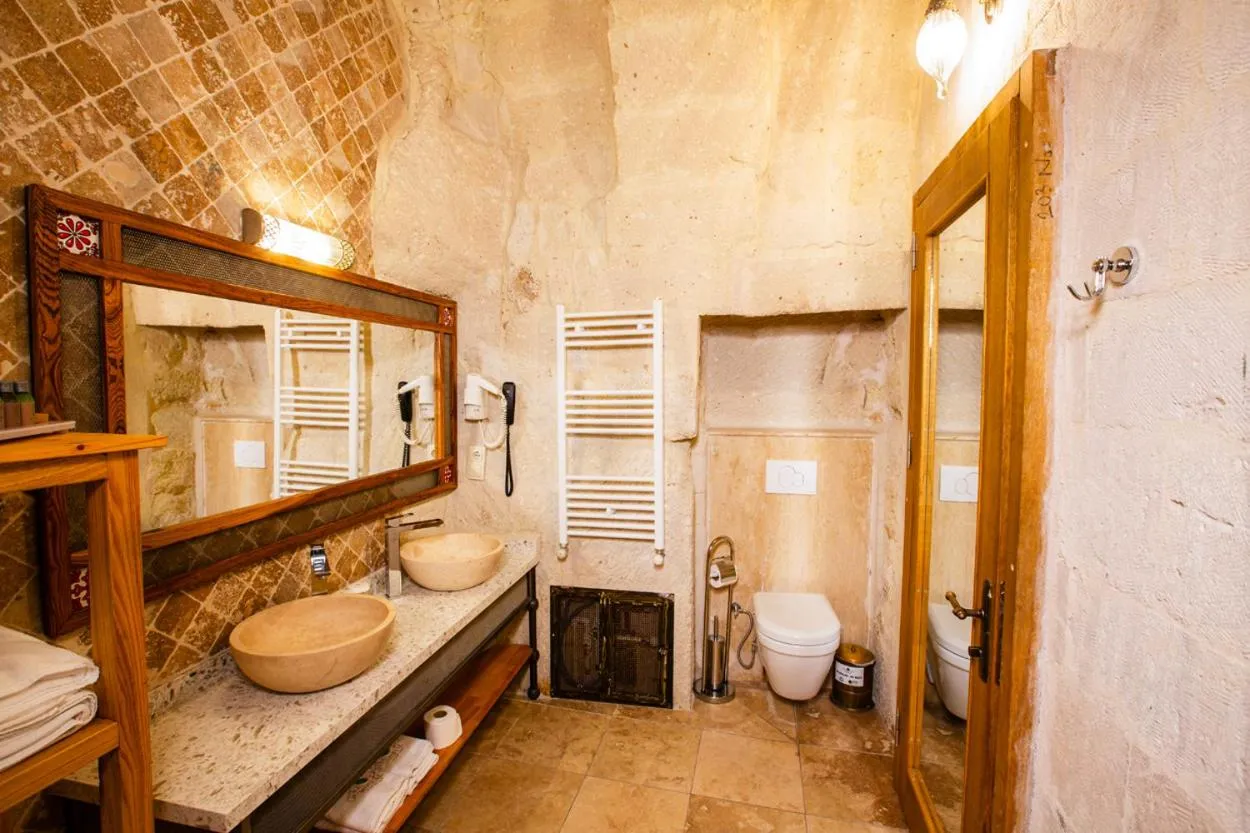 Imperial Cave Suites & Spa