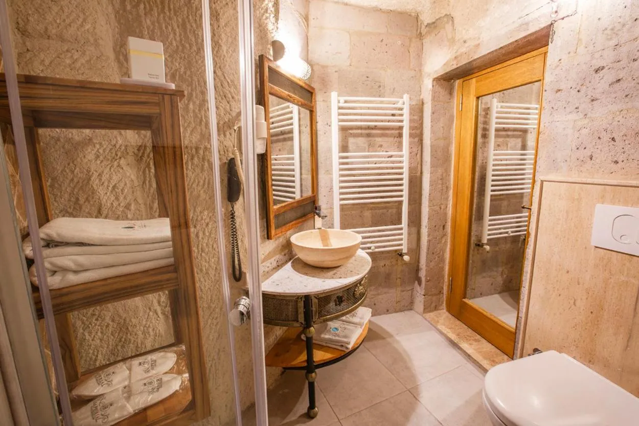 Imperial Cave Suites & Spa