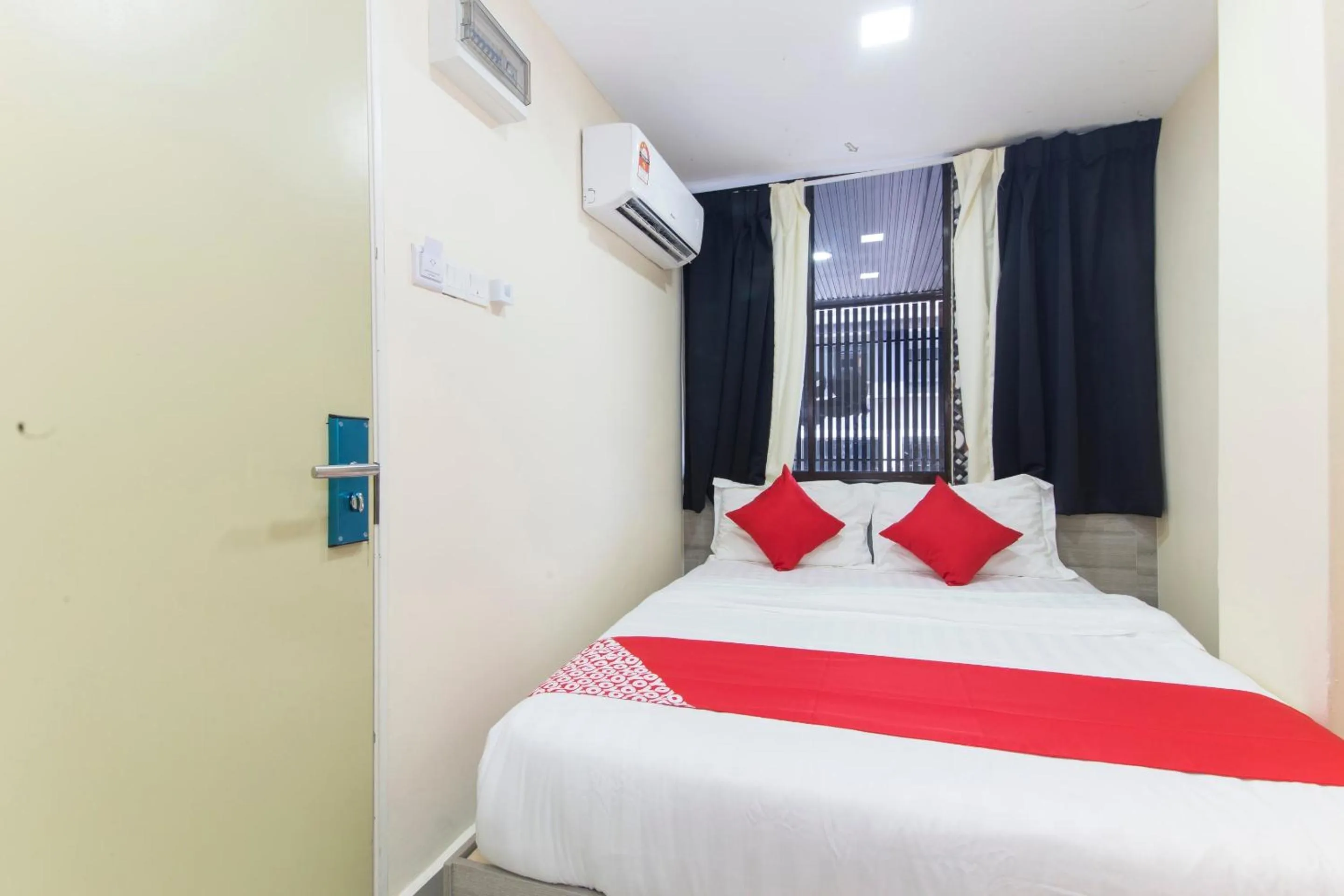 Bedroom, Bed in Hotel O Kl Centre Point