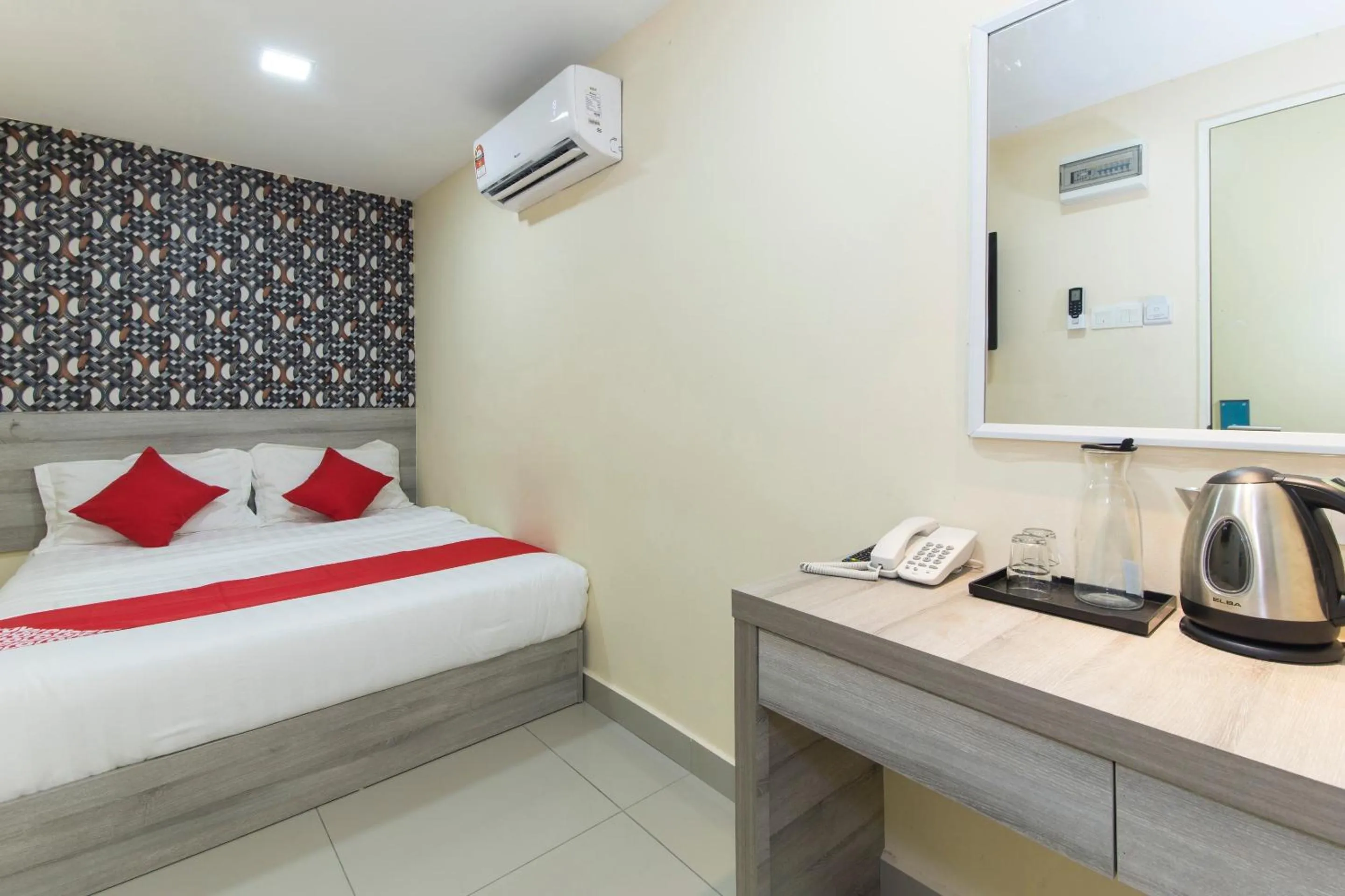 Bedroom, Bed in Hotel O Kl Centre Point