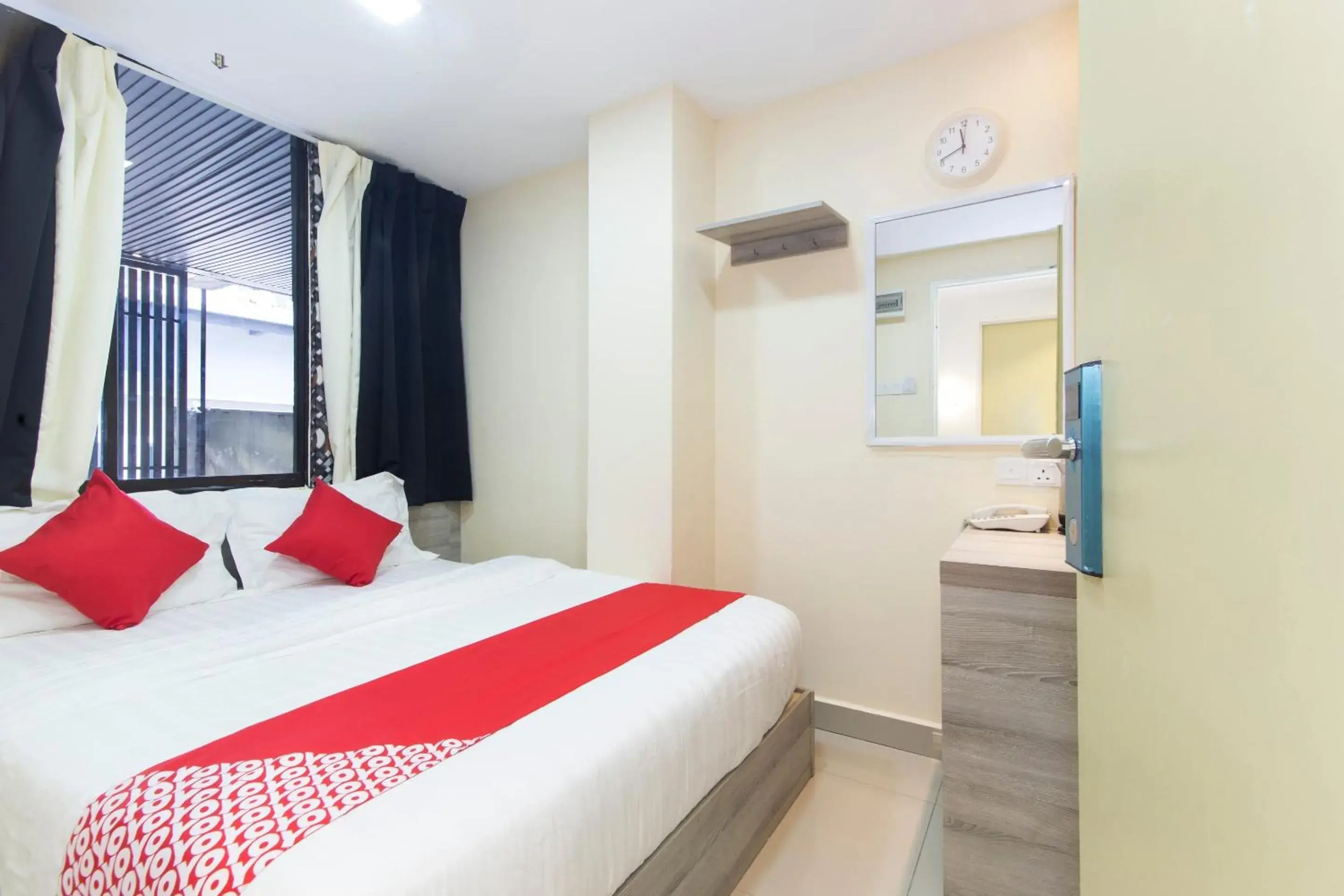 Deluxe Double Room in Hotel O Kl Centre Point Deluxe Double Room in Hotel O Kl Centre Point