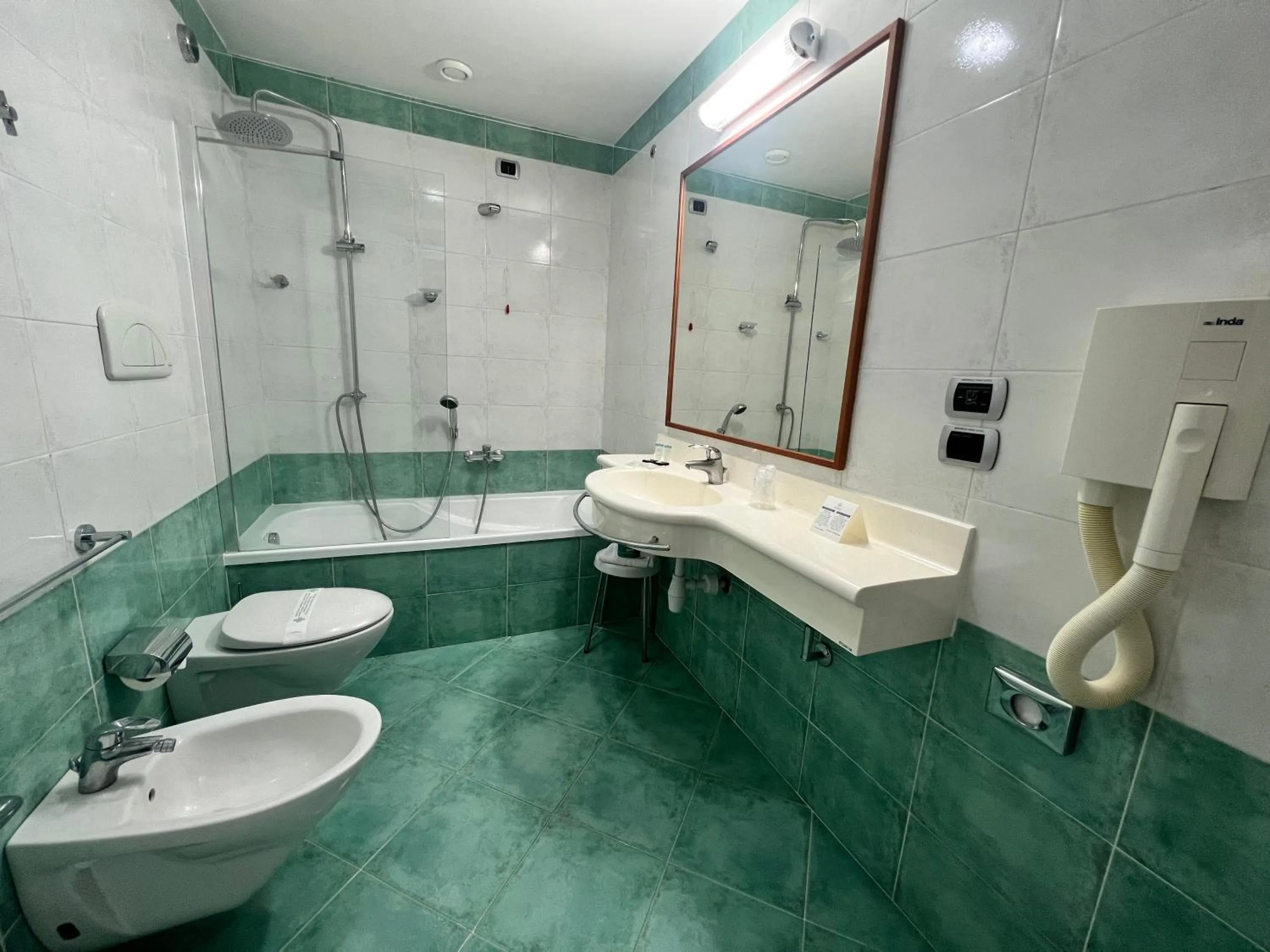 Bathroom in Park Hotel Mirabeau