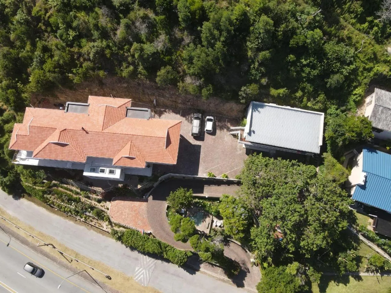 Property building in Phoenix Lodge and Waterside Accommodation