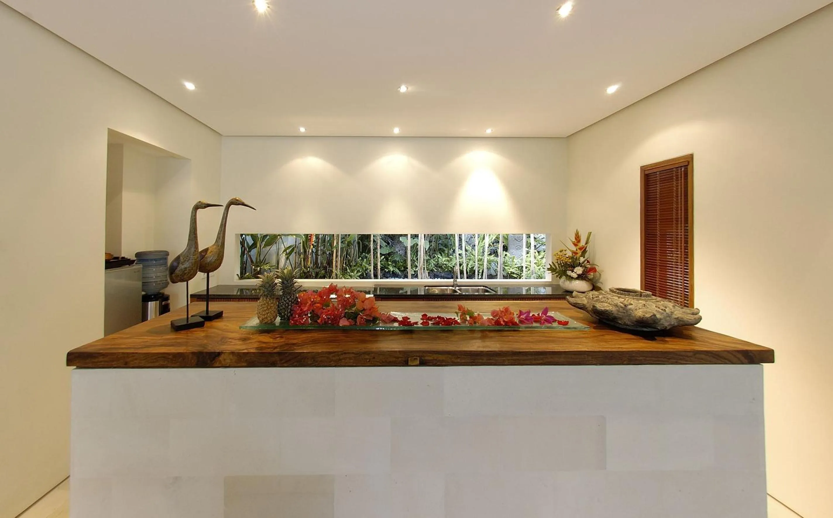 Kitchen or kitchenette in Villa Bali Asri