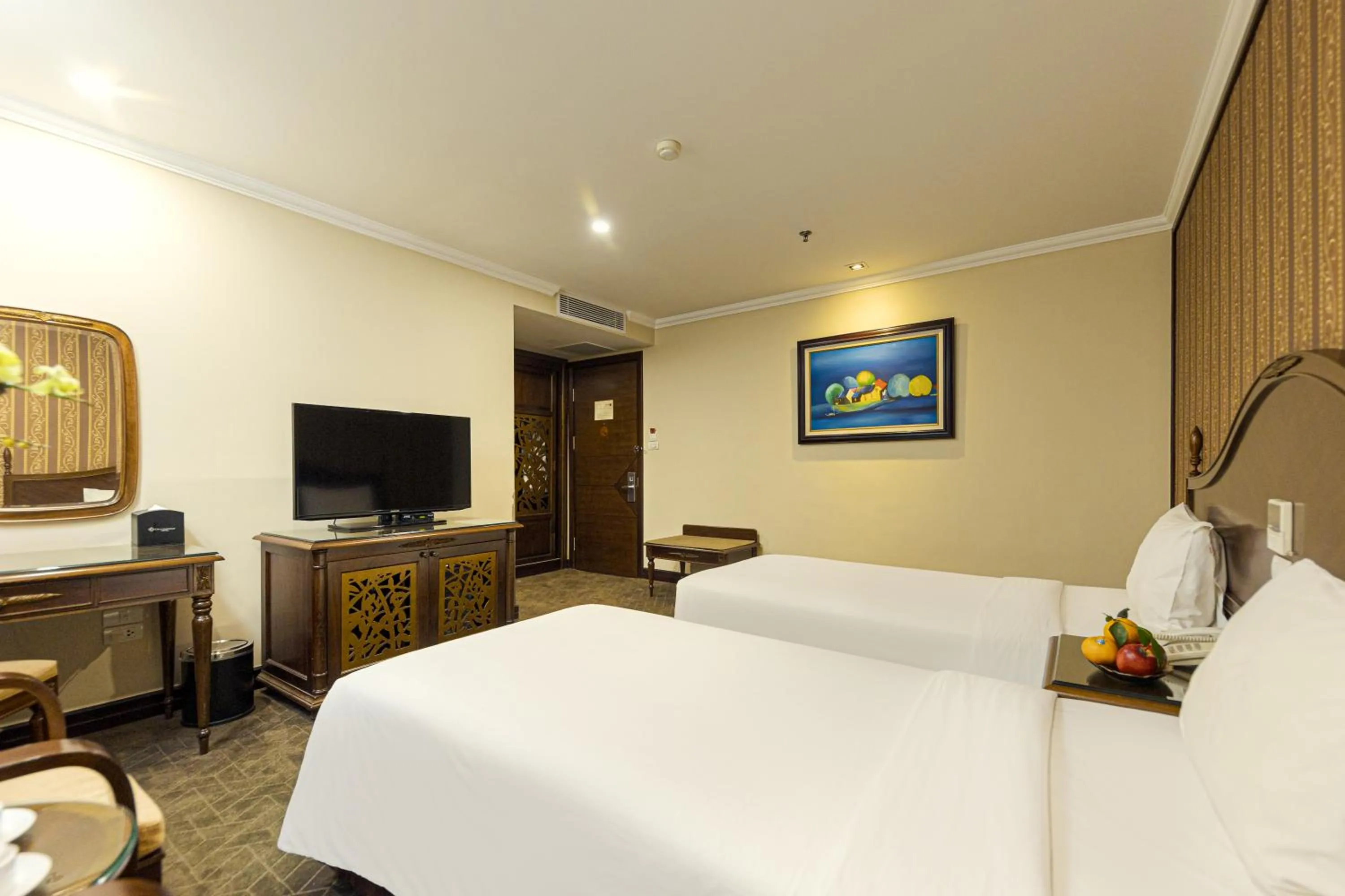 Bedroom, Bed in Chalcedony Grand Hotel