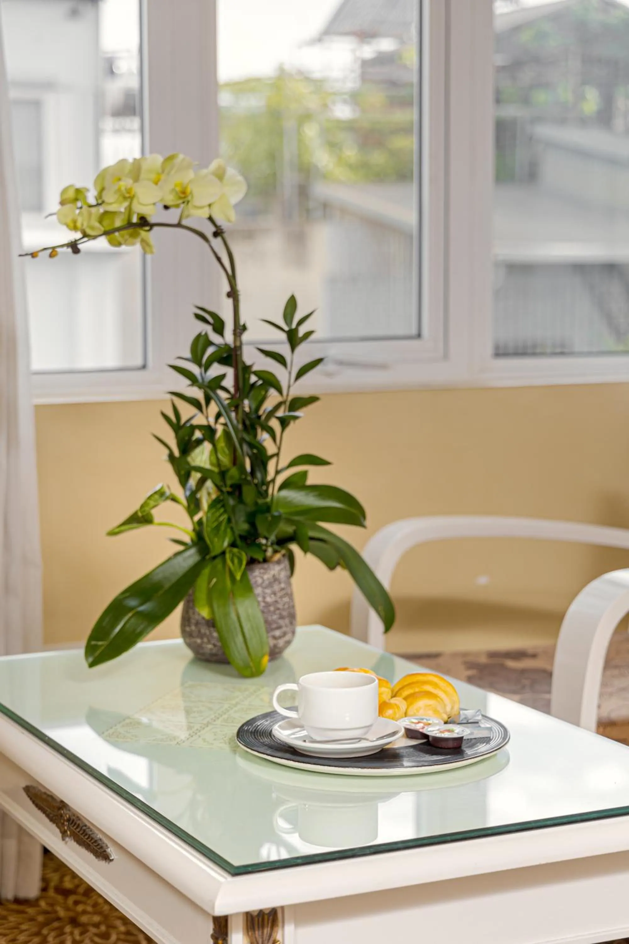 Dining area in Chalcedony Grand Hotel
