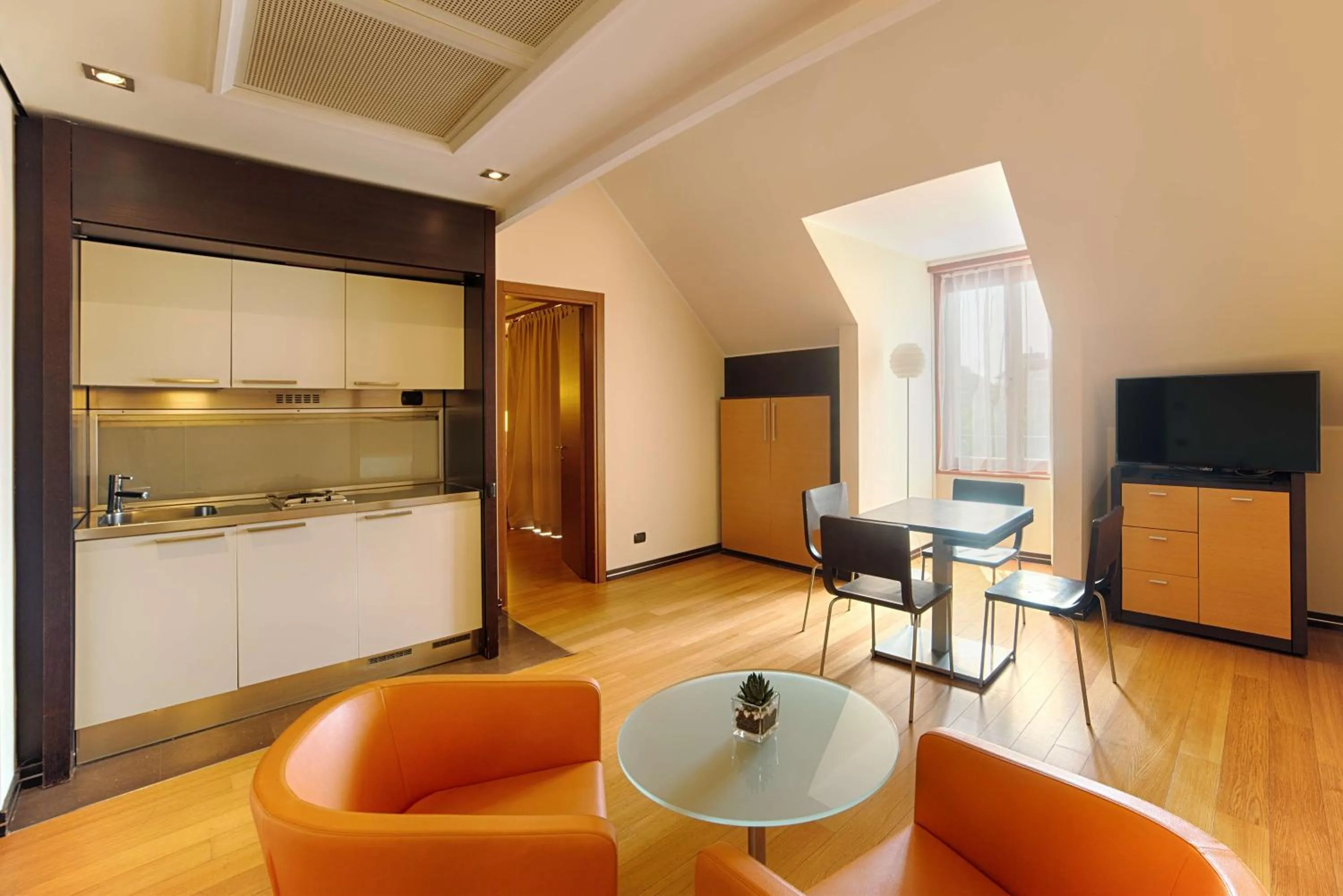 Kitchen or kitchenette in NH Milano 2 Residence