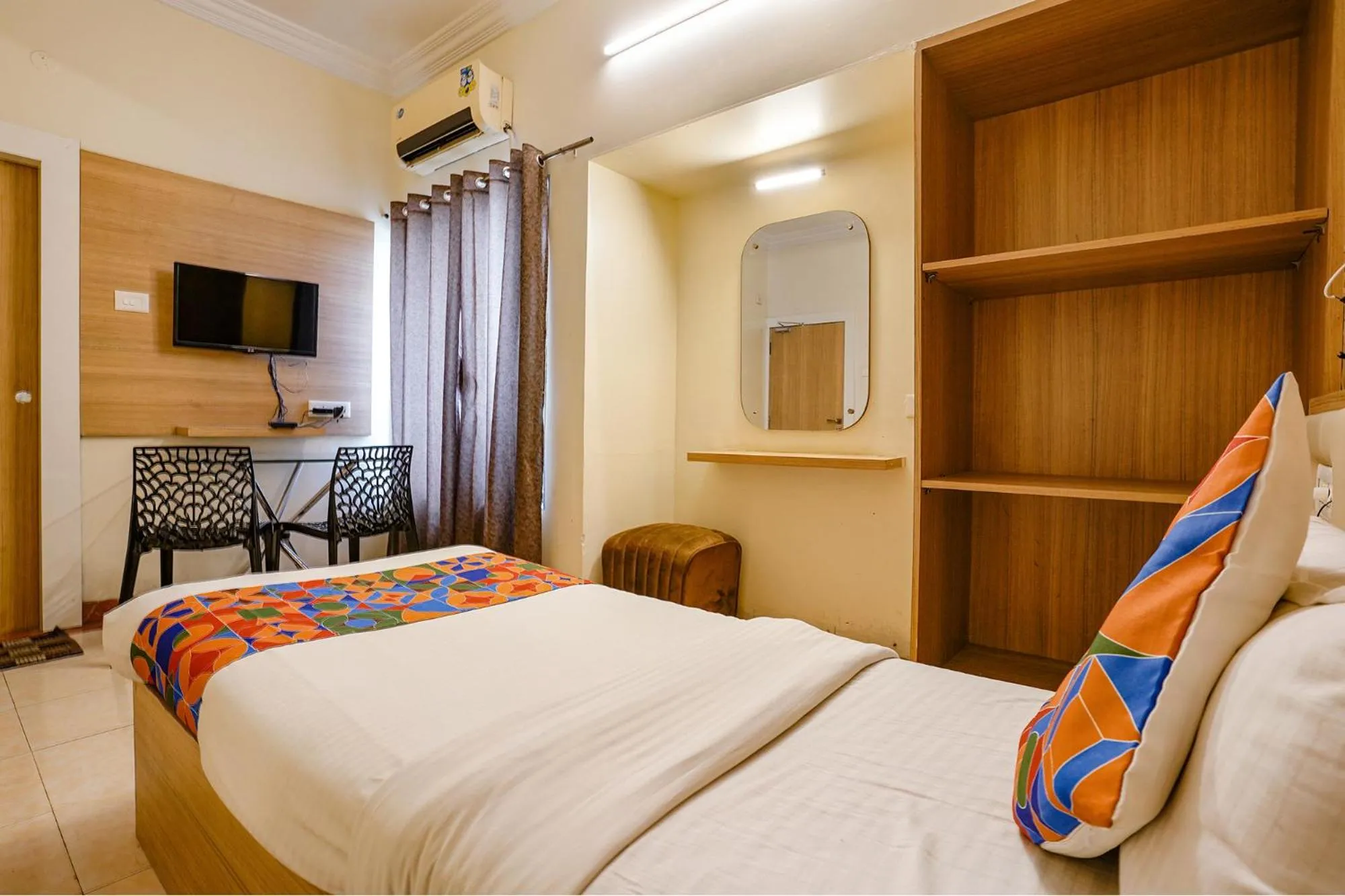 Communal lounge/ TV room, Bed in Via Heritage Palace - CIDCO Bus Stand