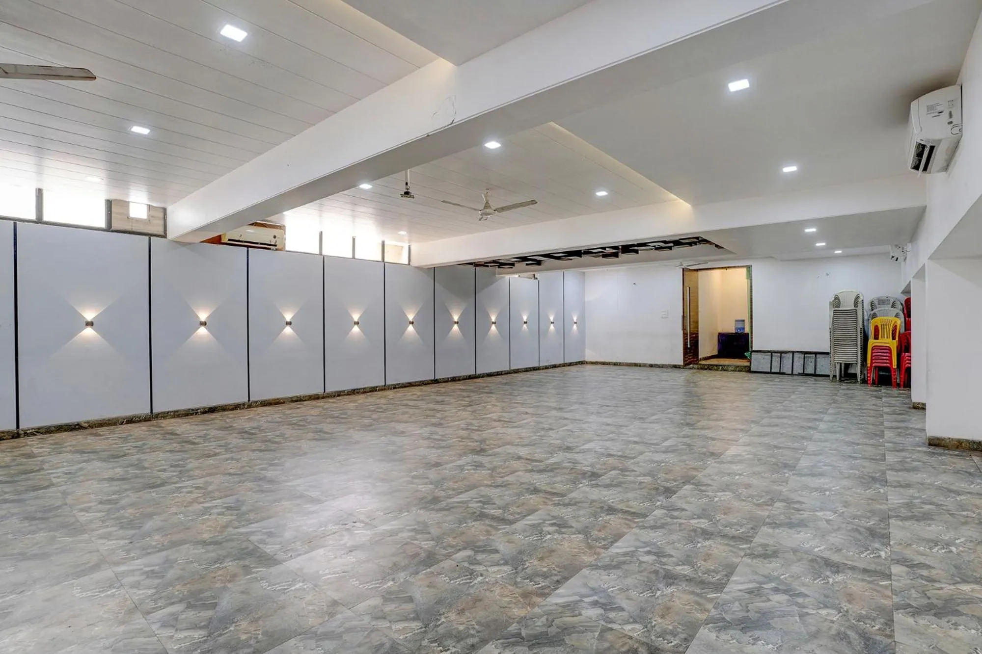 Lobby or reception in Via Heritage Palace - CIDCO Bus Stand
