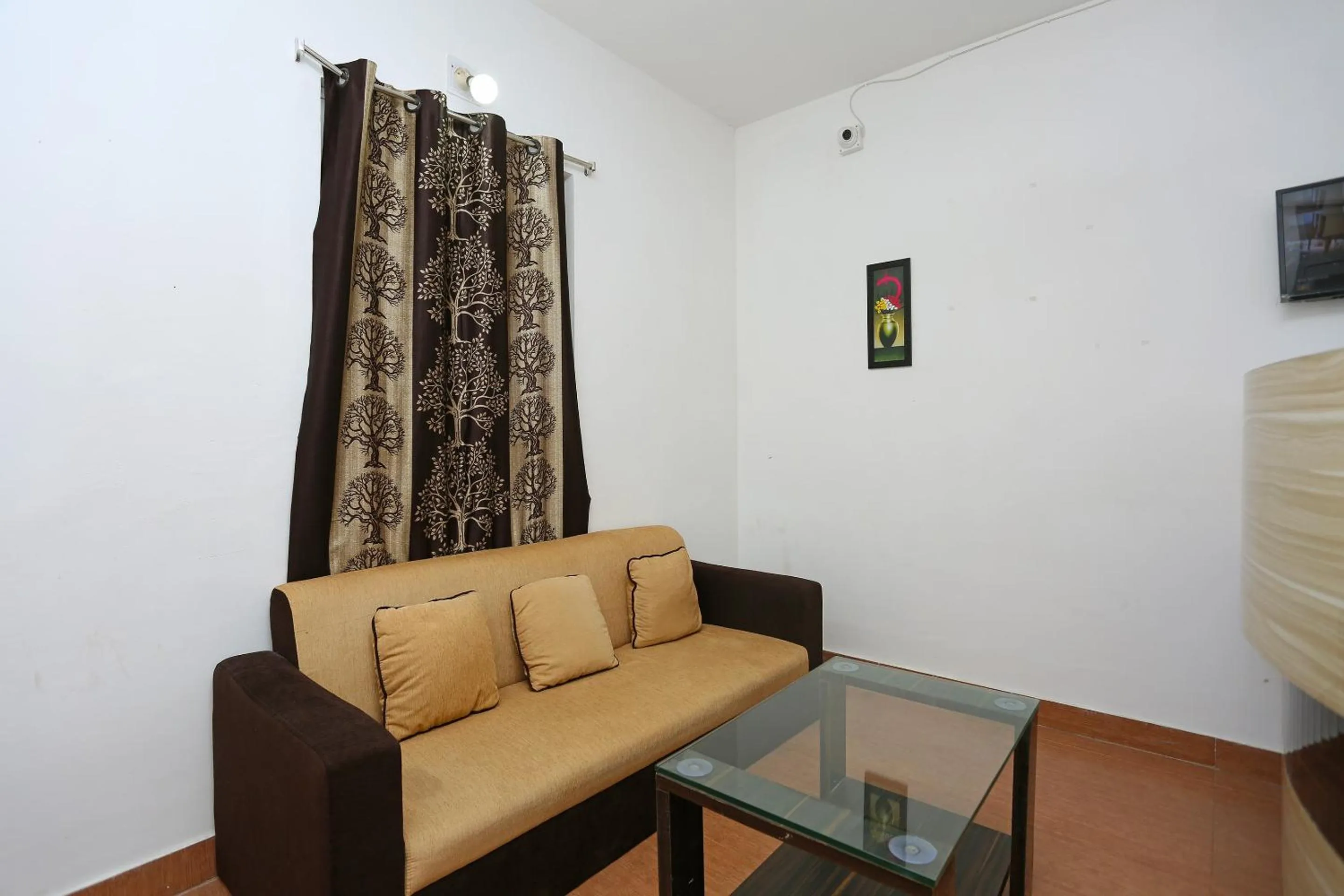 Lobby or reception in Super OYO 17276 The Maple Tree Hotels