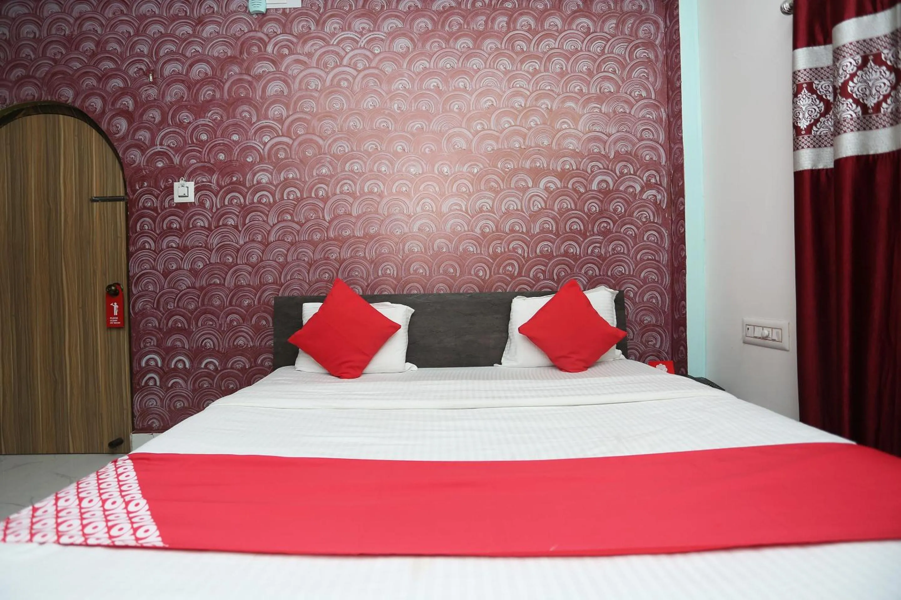 Bedroom, Bed in Hotel O Aradhya Residency