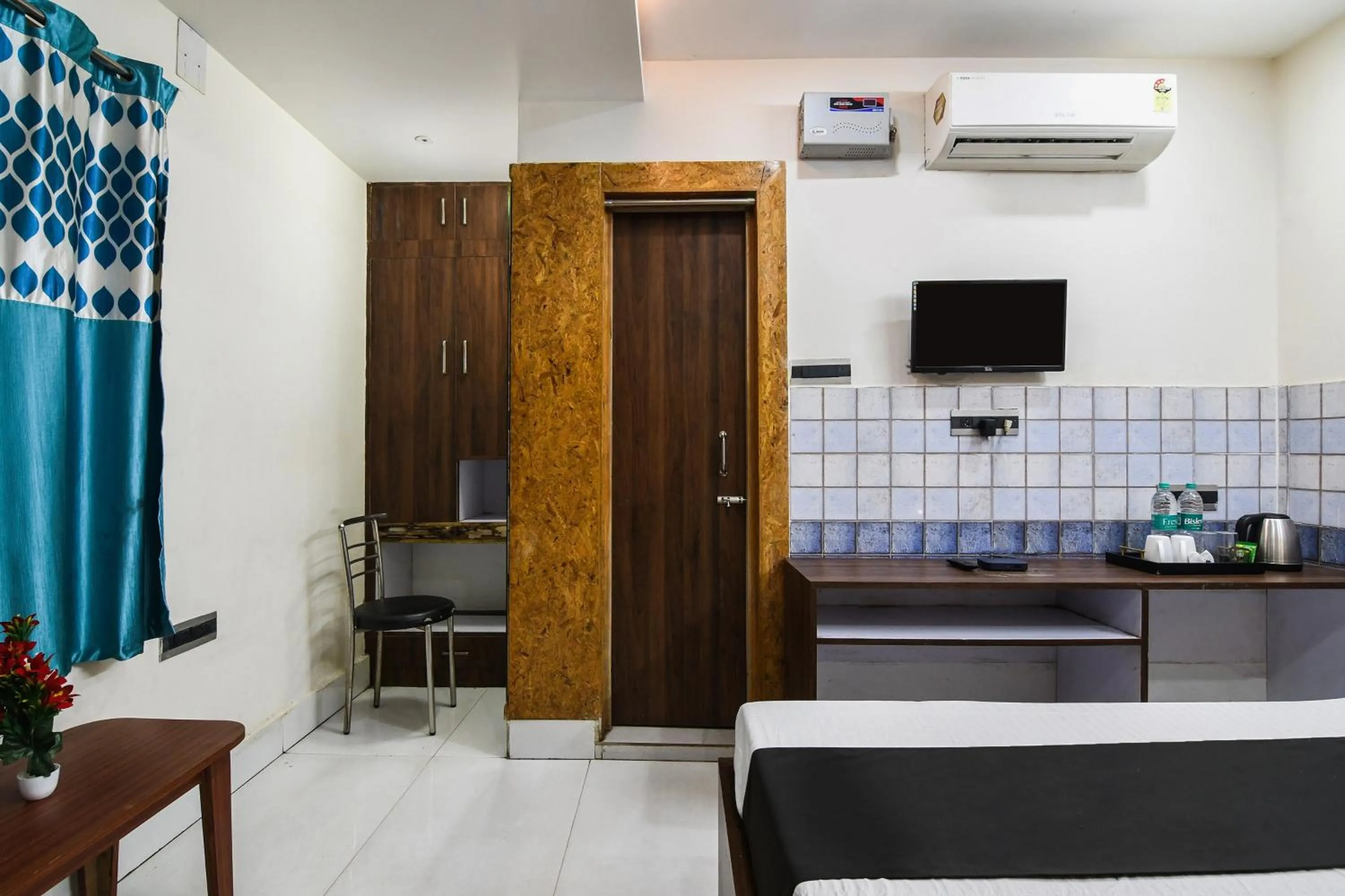 Bedroom in Super Venture Inn NX