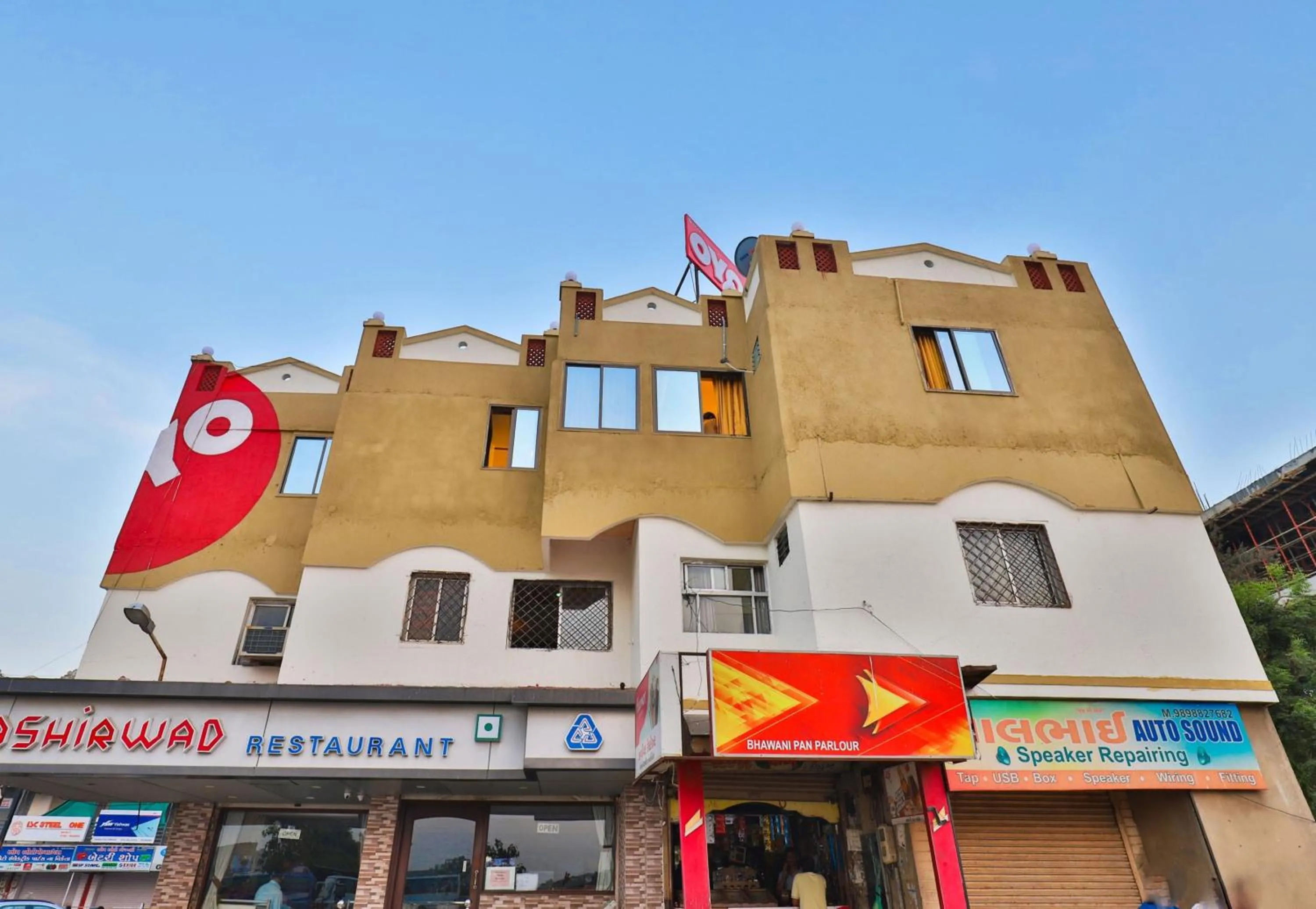 Facade/entrance in Hotel O Silver Palace