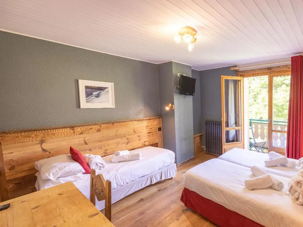 Bed in L'Hermine Blanche