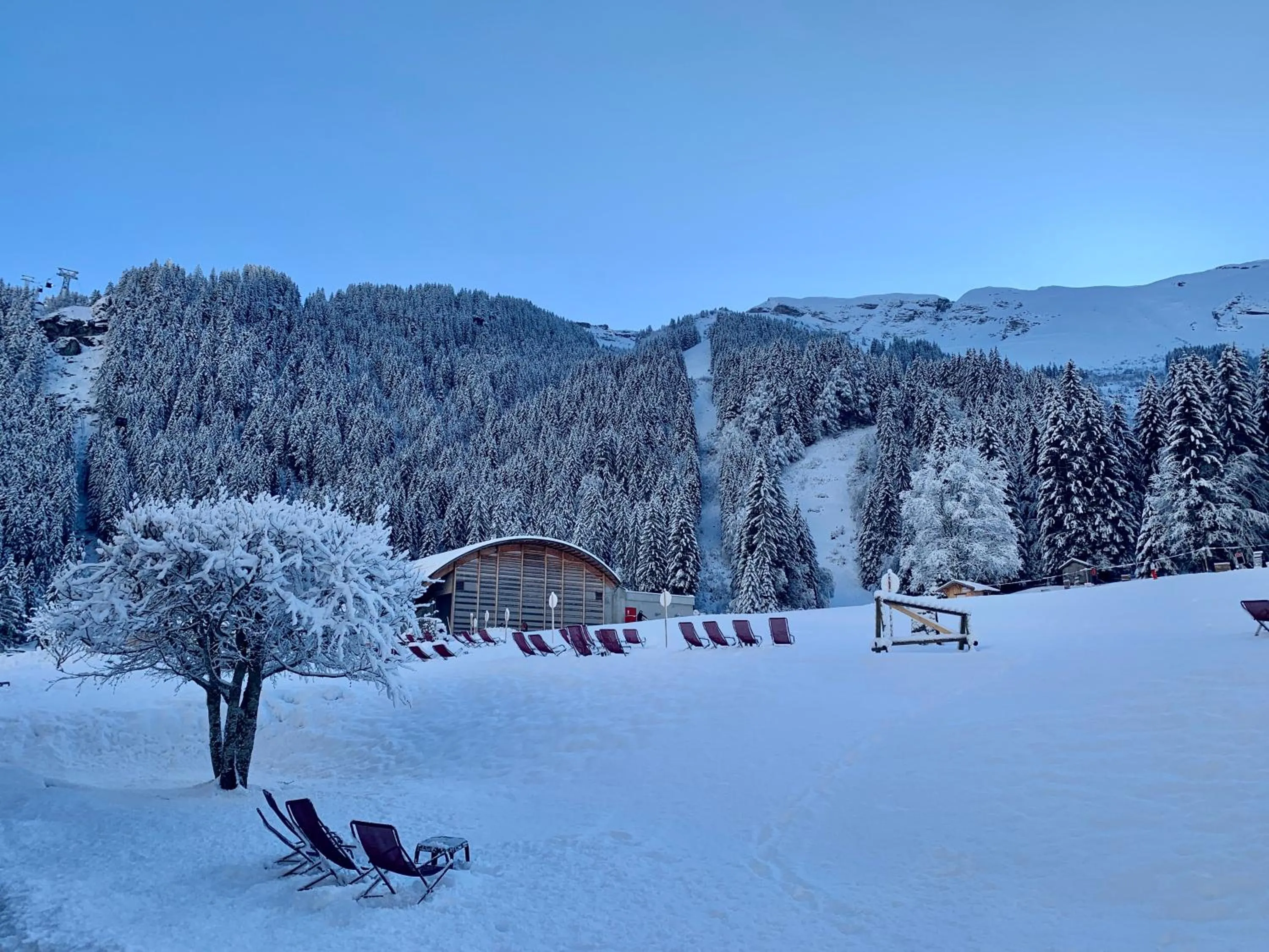 Natural landscape in Hameau des Prodains - Hôtel