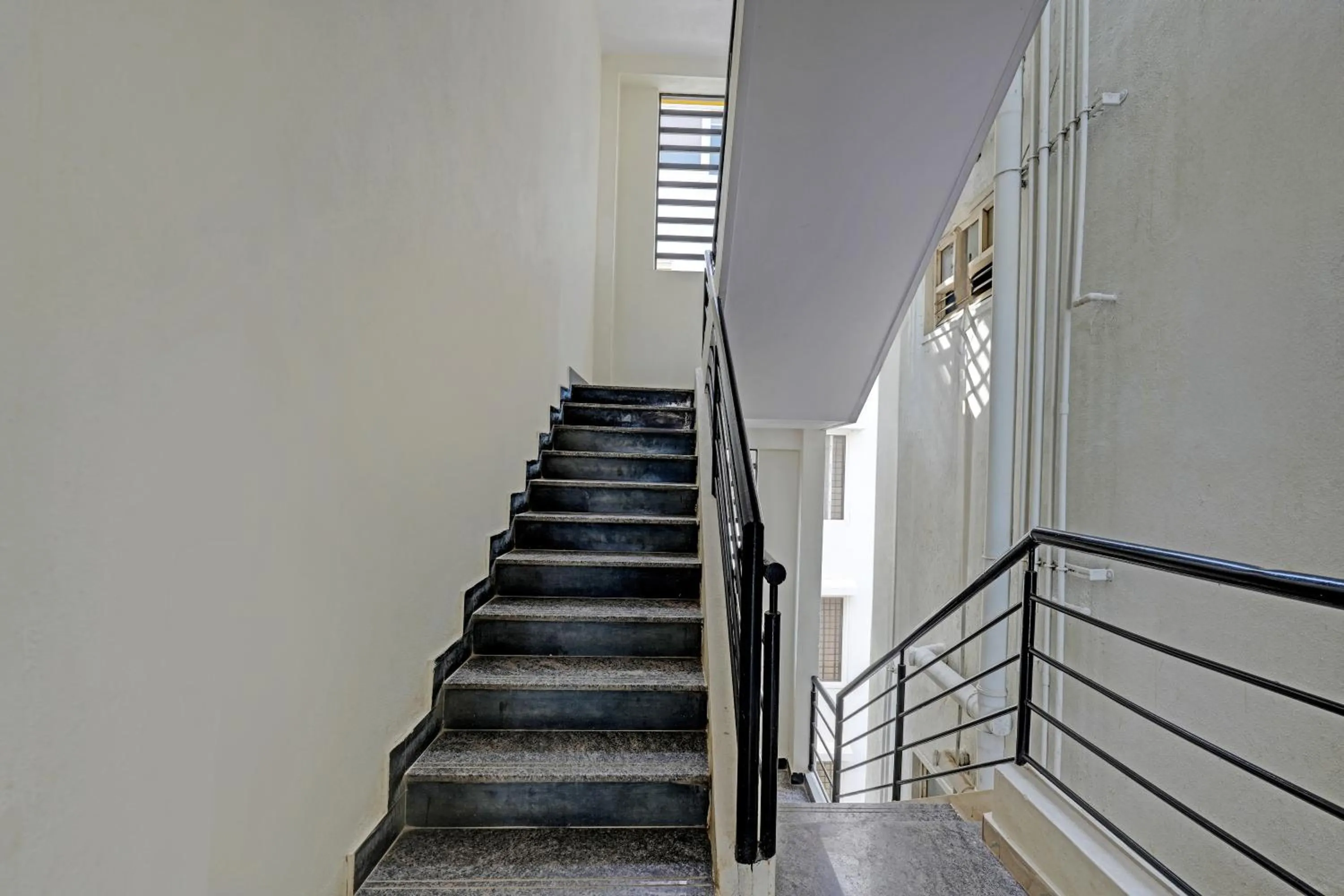 Facade/entrance in Hotel O New Shelton Suites