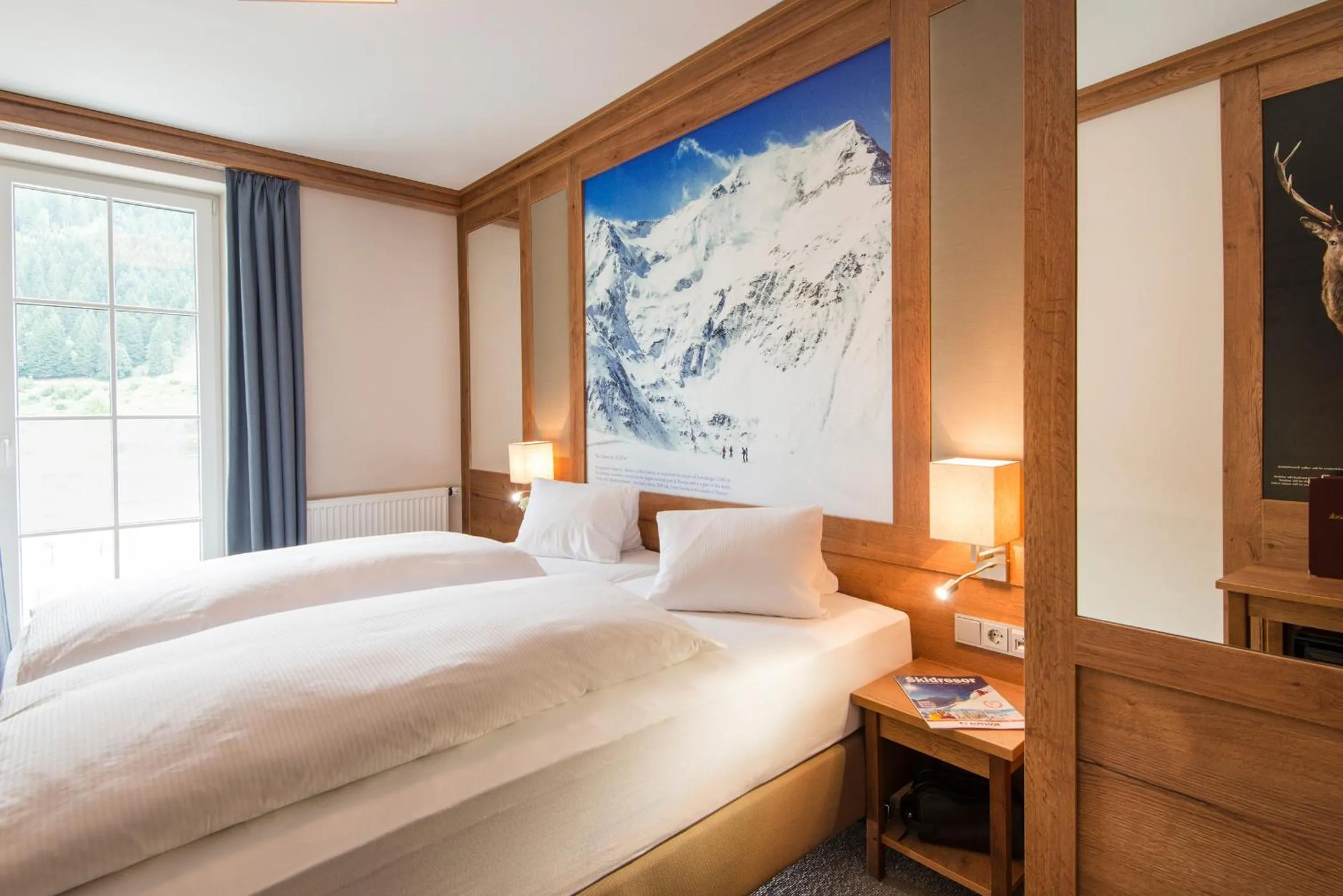 Photo of the whole room, Bed in Hotel Eden Rock