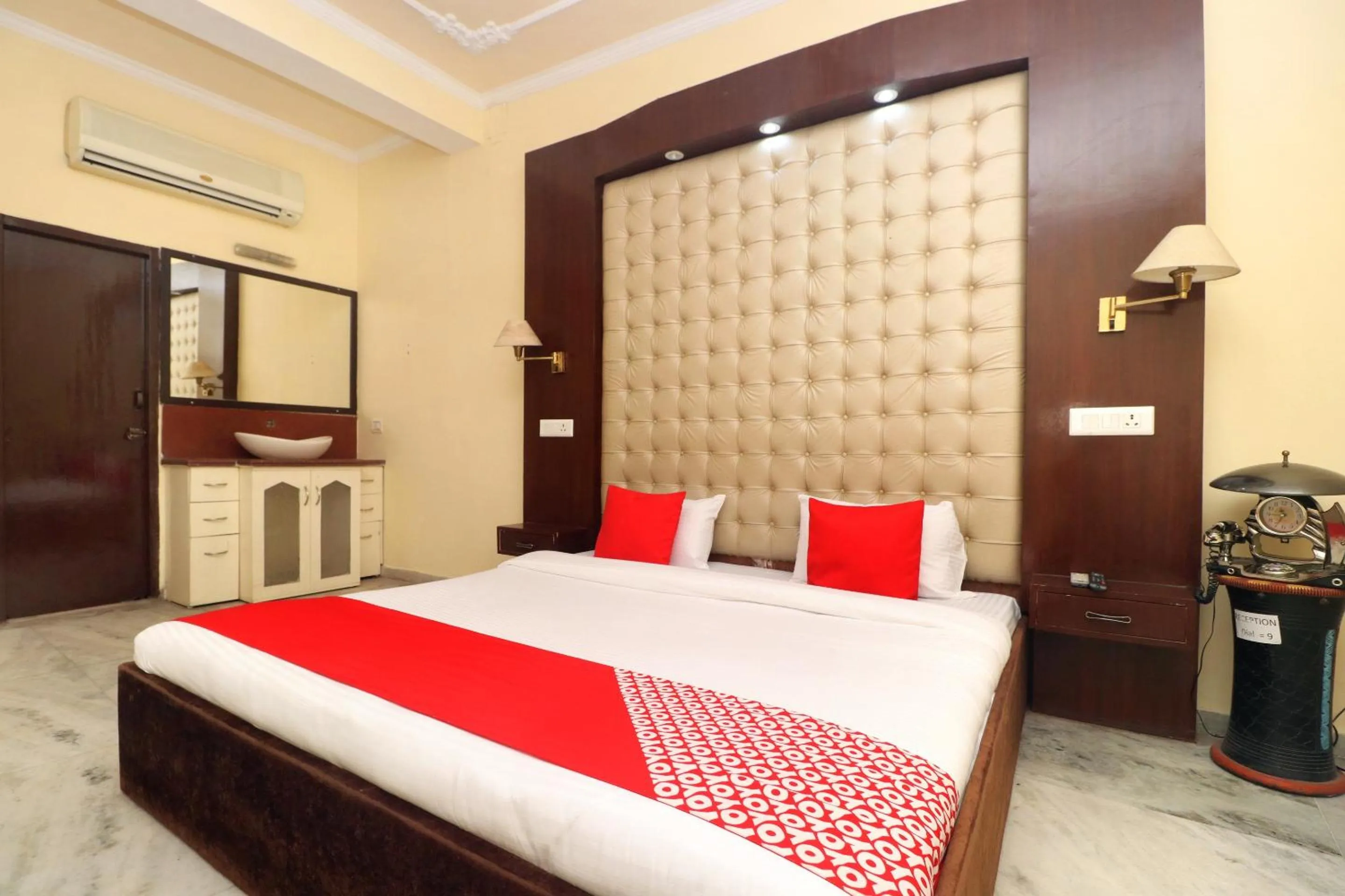 Bedroom in Hotel O Simran