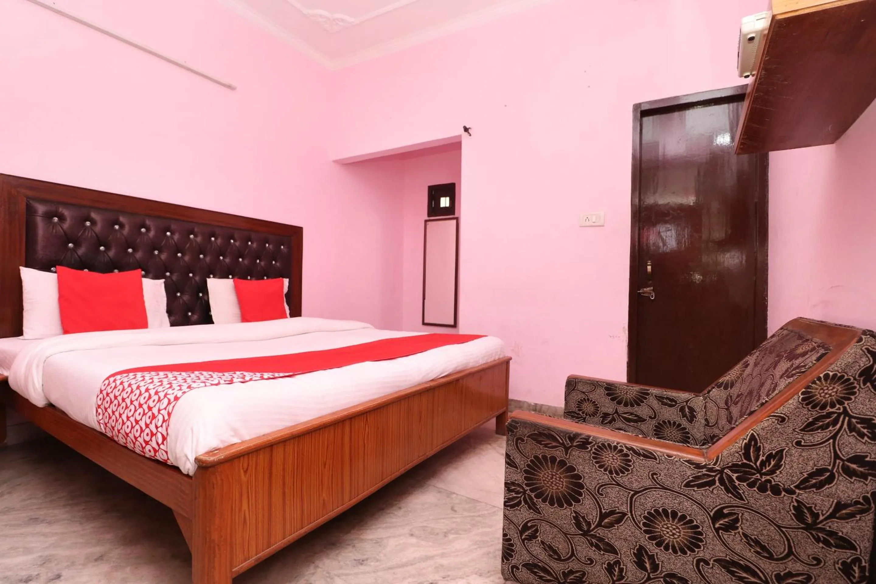 Bathroom in Hotel O Simran