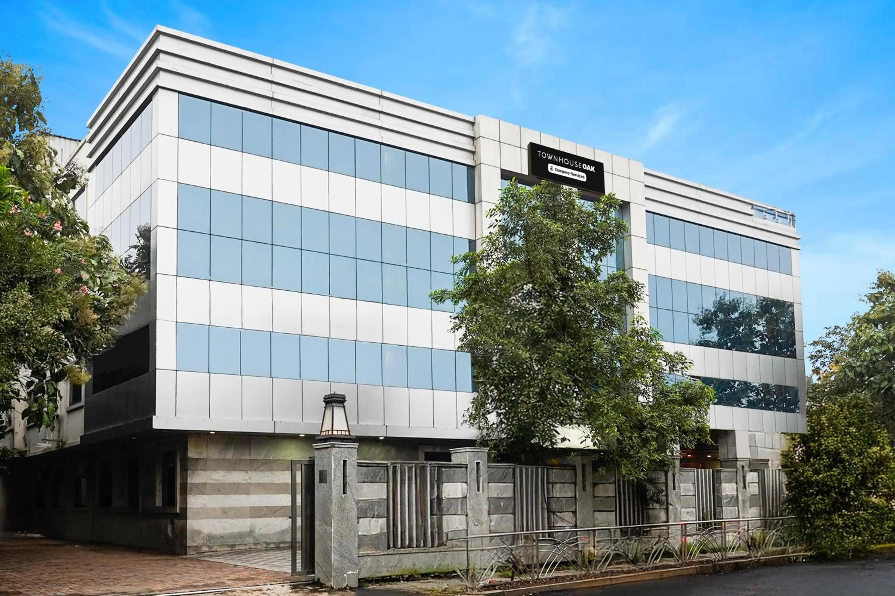 Facade/entrance in Super Townhouse Oak Alandur Near Chennai Airport Formerly Vijay Park