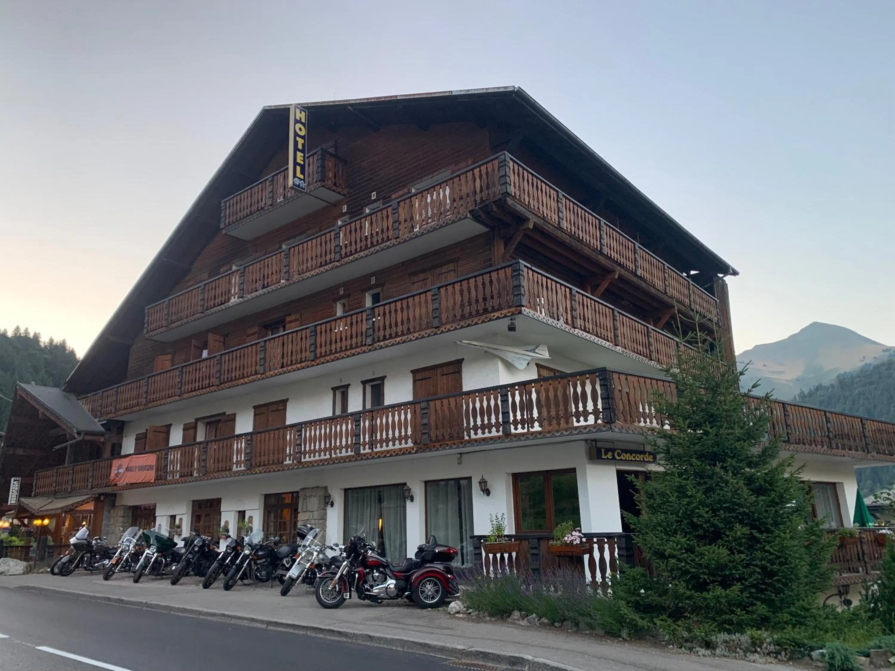 Property building in Hotel Le Concorde