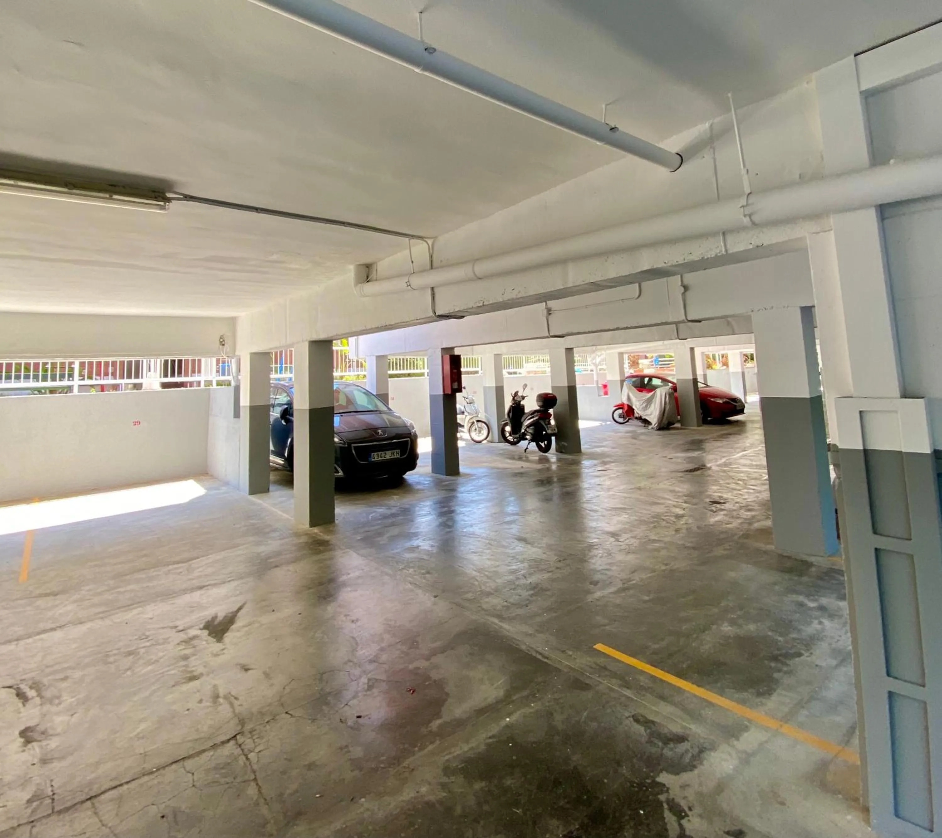 Parking in Sun pool duplex apartment by HLCLUB Agency