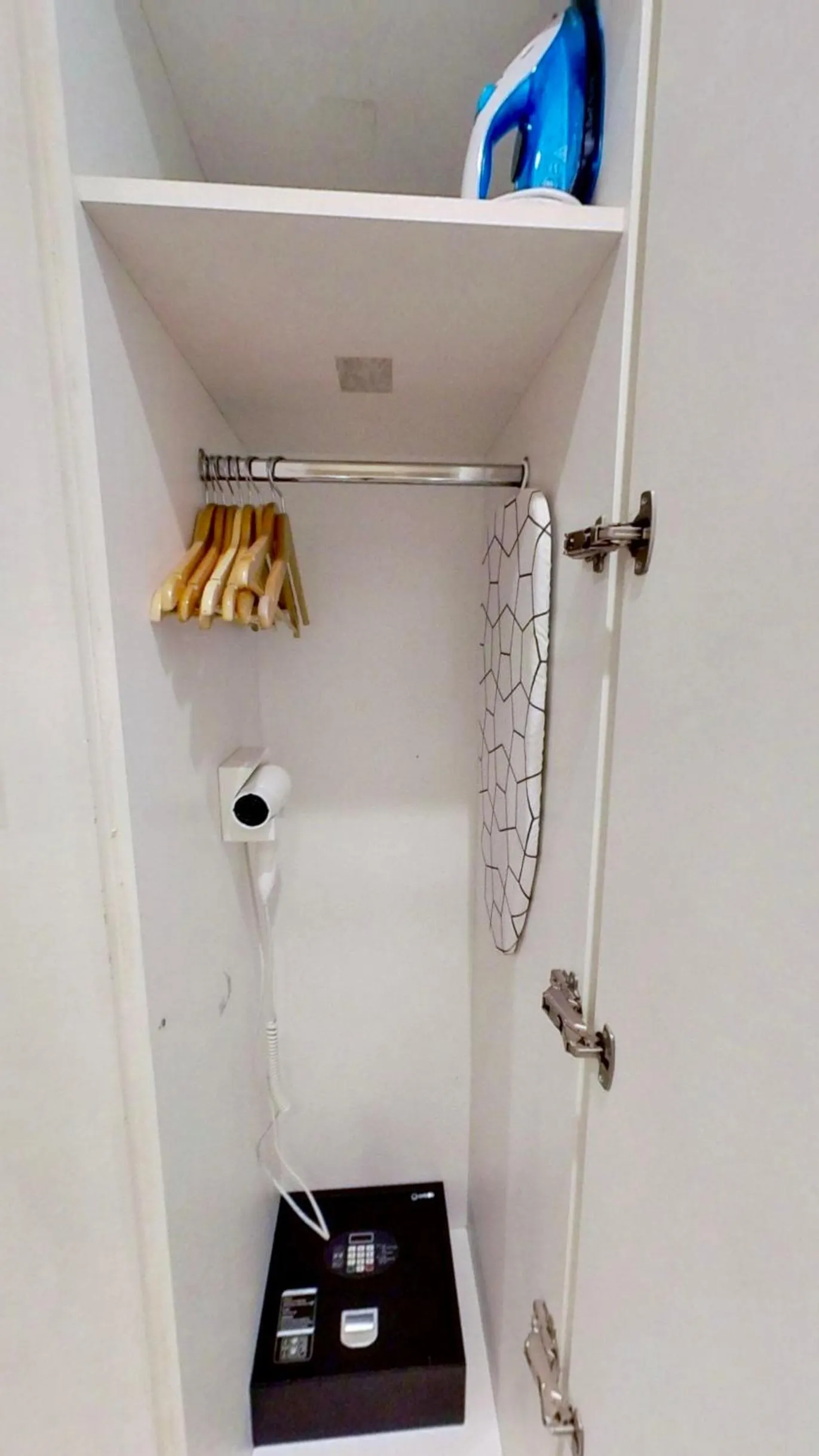 flat iron in 39 Studios