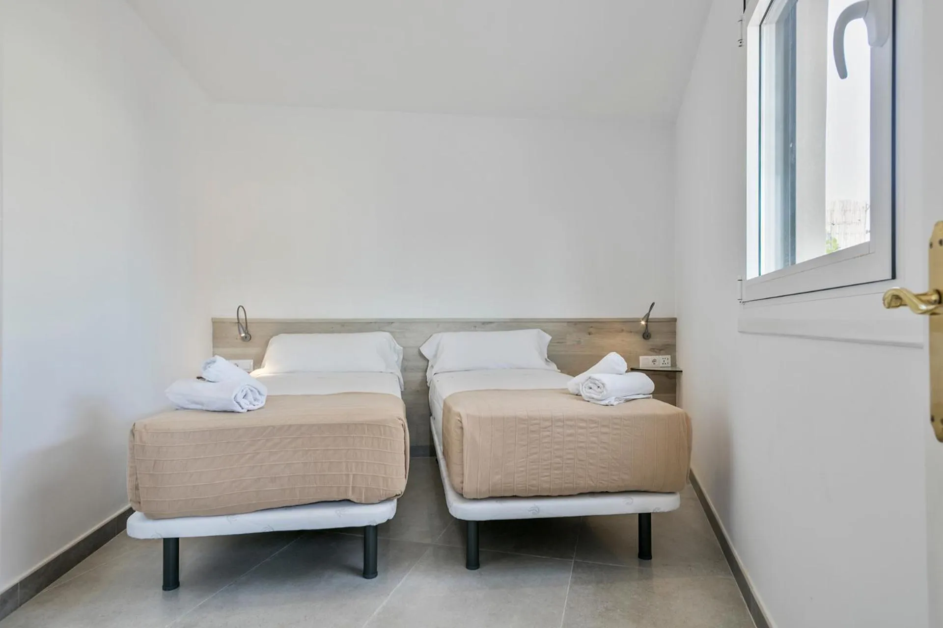 Bedroom, Bed in Stay Together Barcelona Apartments