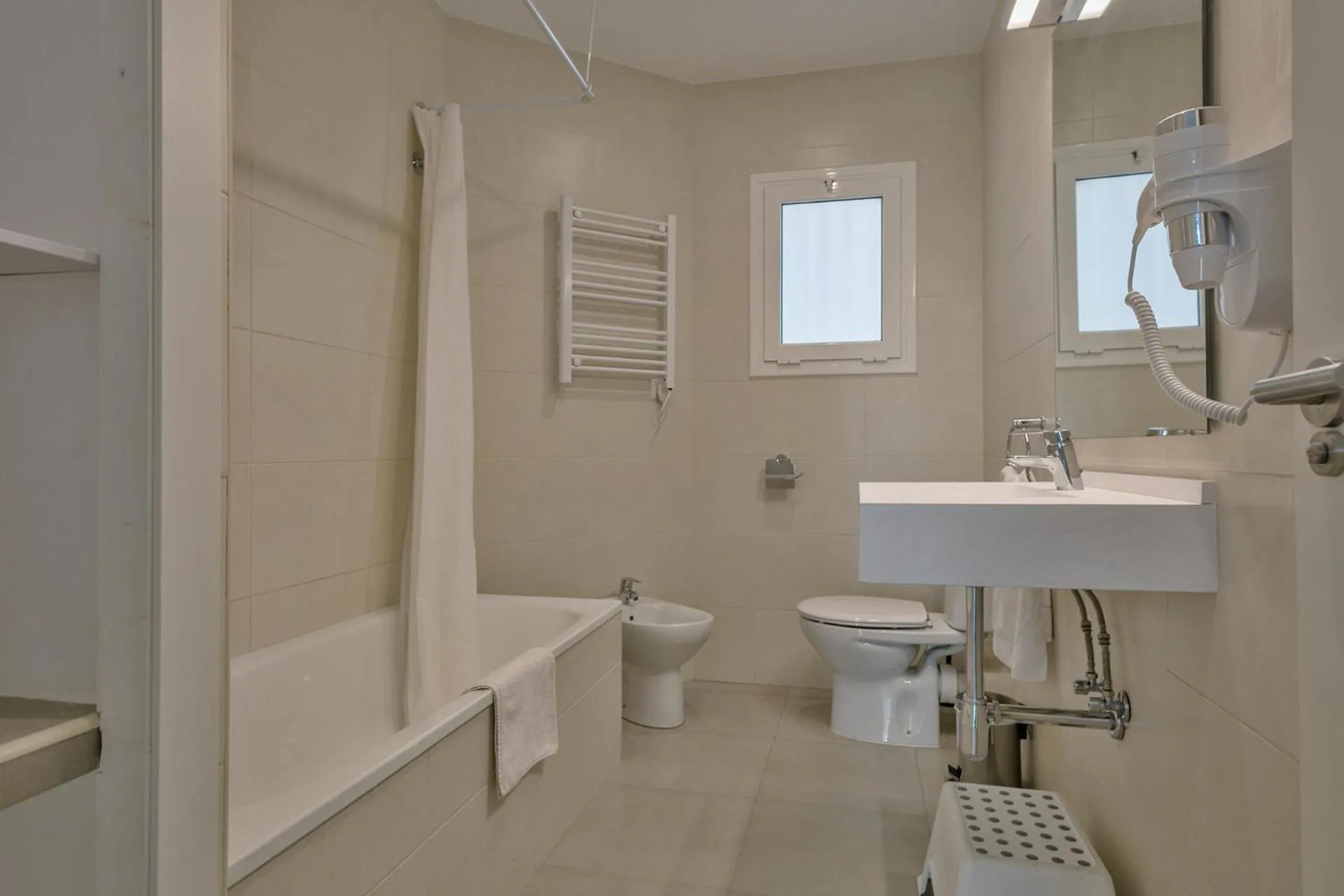 Bathroom in Stay Together Barcelona Apartments